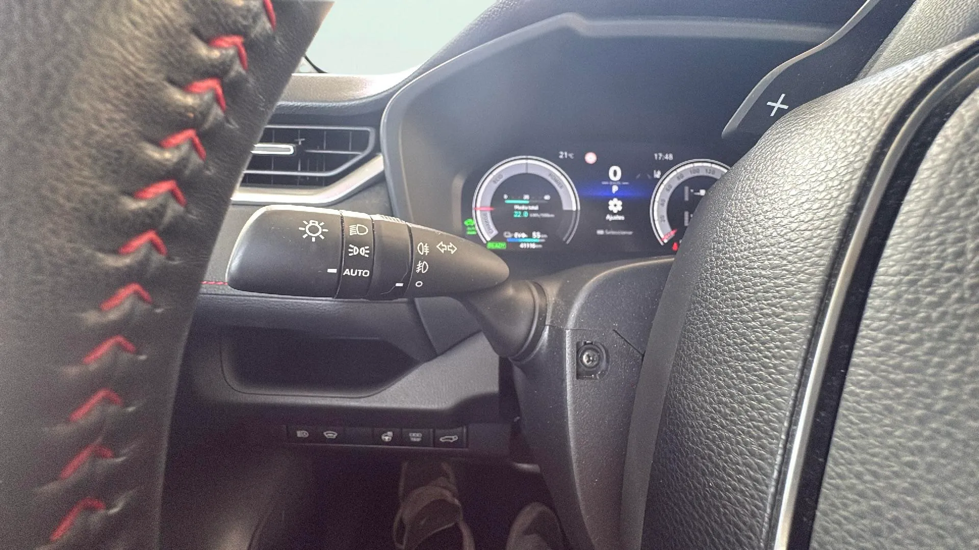 Suzuki Across 2.5 PHEV 4WD - foto 15