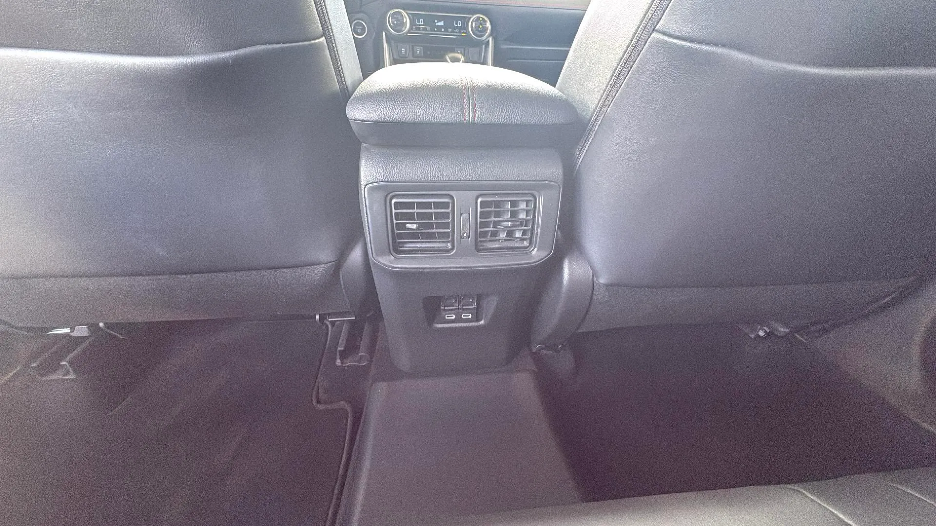 Suzuki Across 2.5 PHEV 4WD - foto 26