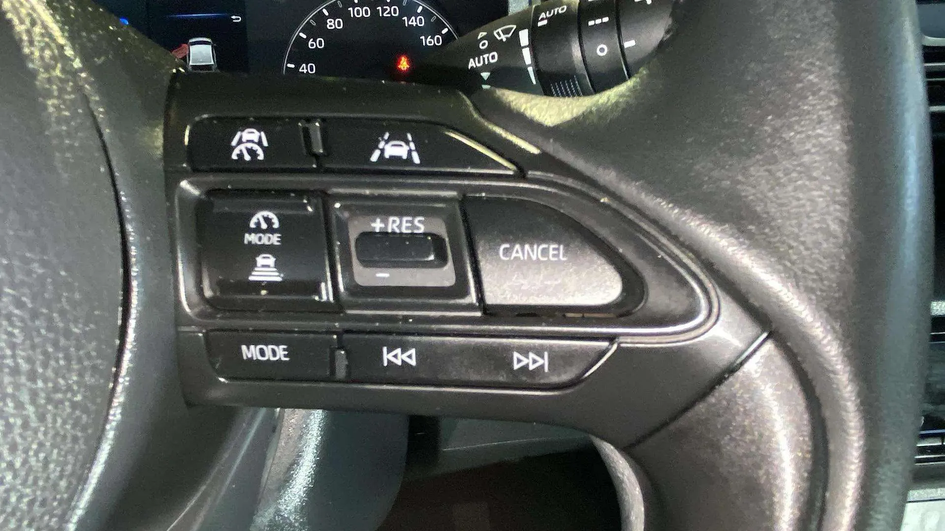 Toyota Yaris 1.5 120H Active Plus - foto 25