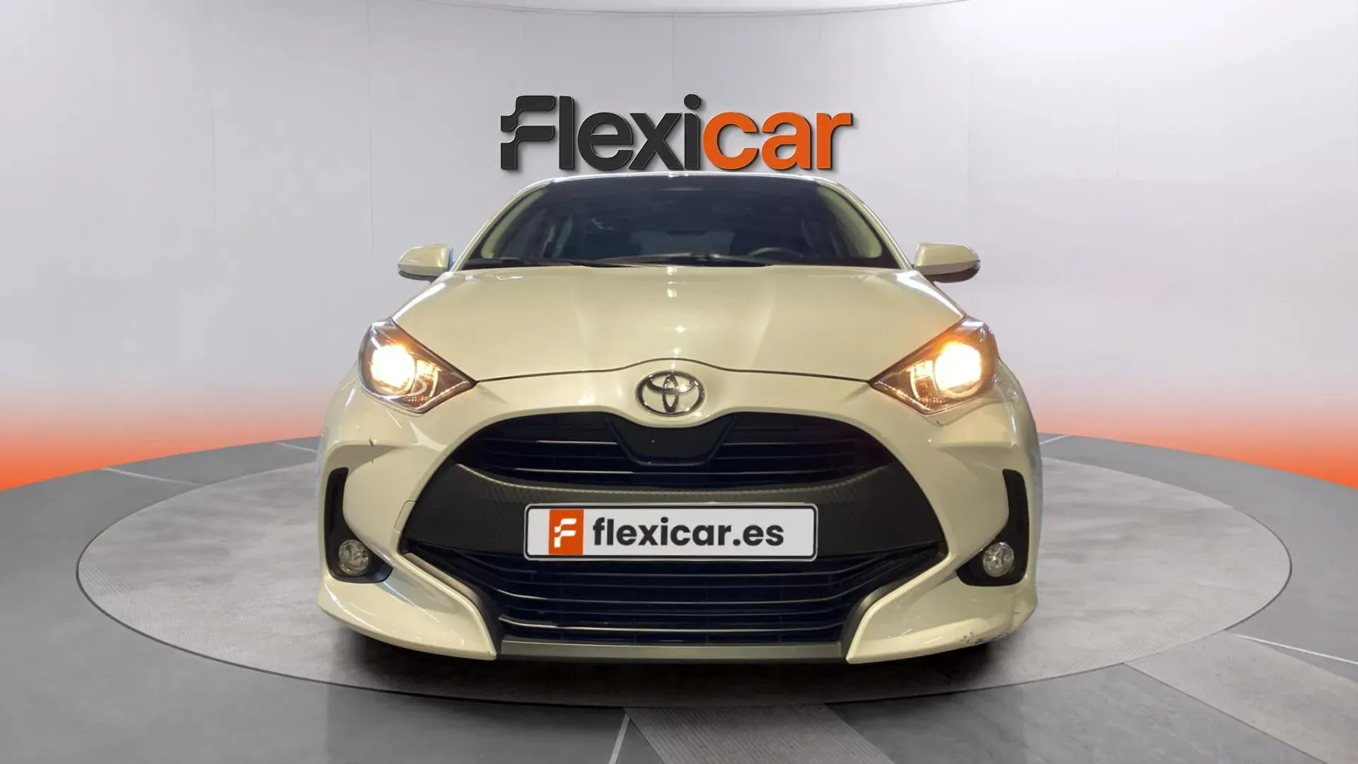 Toyota Yaris 1.5 120H Active Plus - foto 10