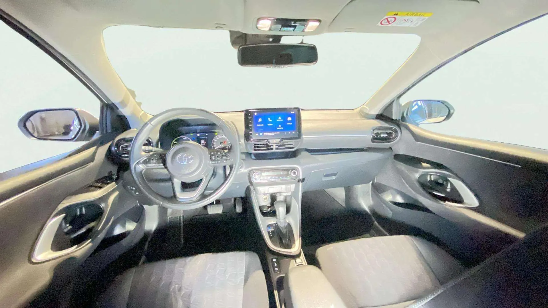 Toyota Yaris 1.5 120H Active Plus - foto 14