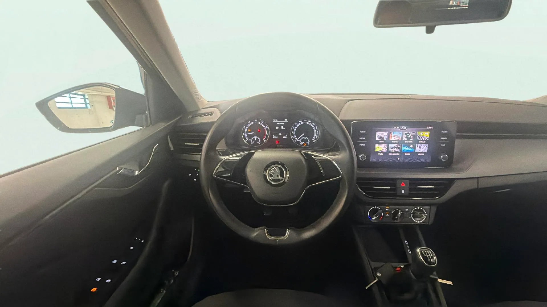 Škoda Kamiq 1.0 TSI Active - foto 12