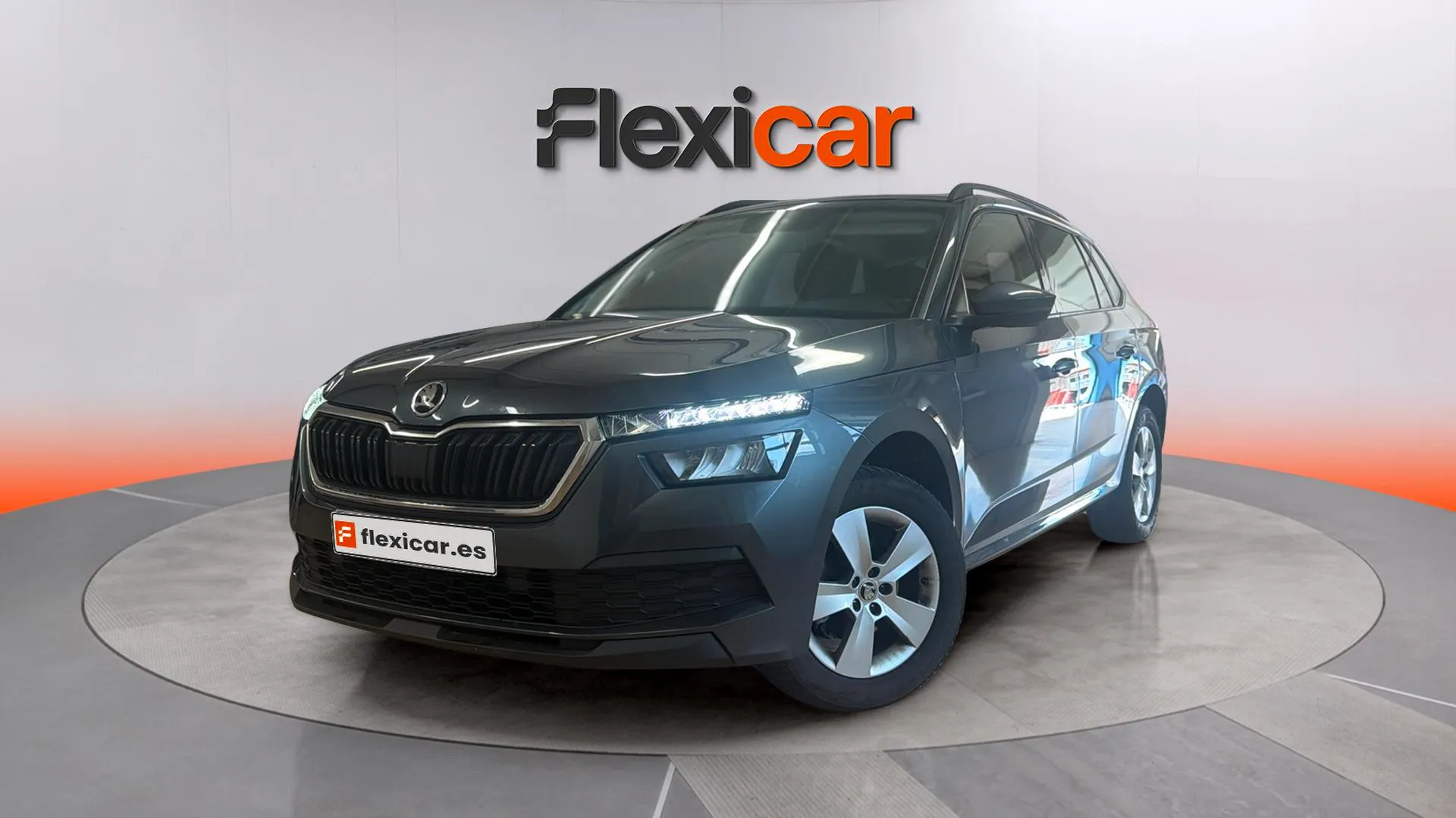 Škoda Kamiq 1.0 TSI Active - foto 8