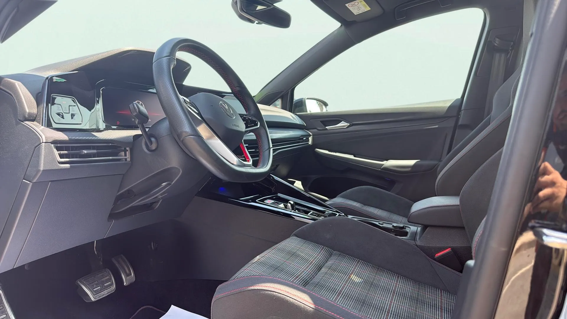 Volkswagen Golf GTI 2.0 TSI DSG - foto 13