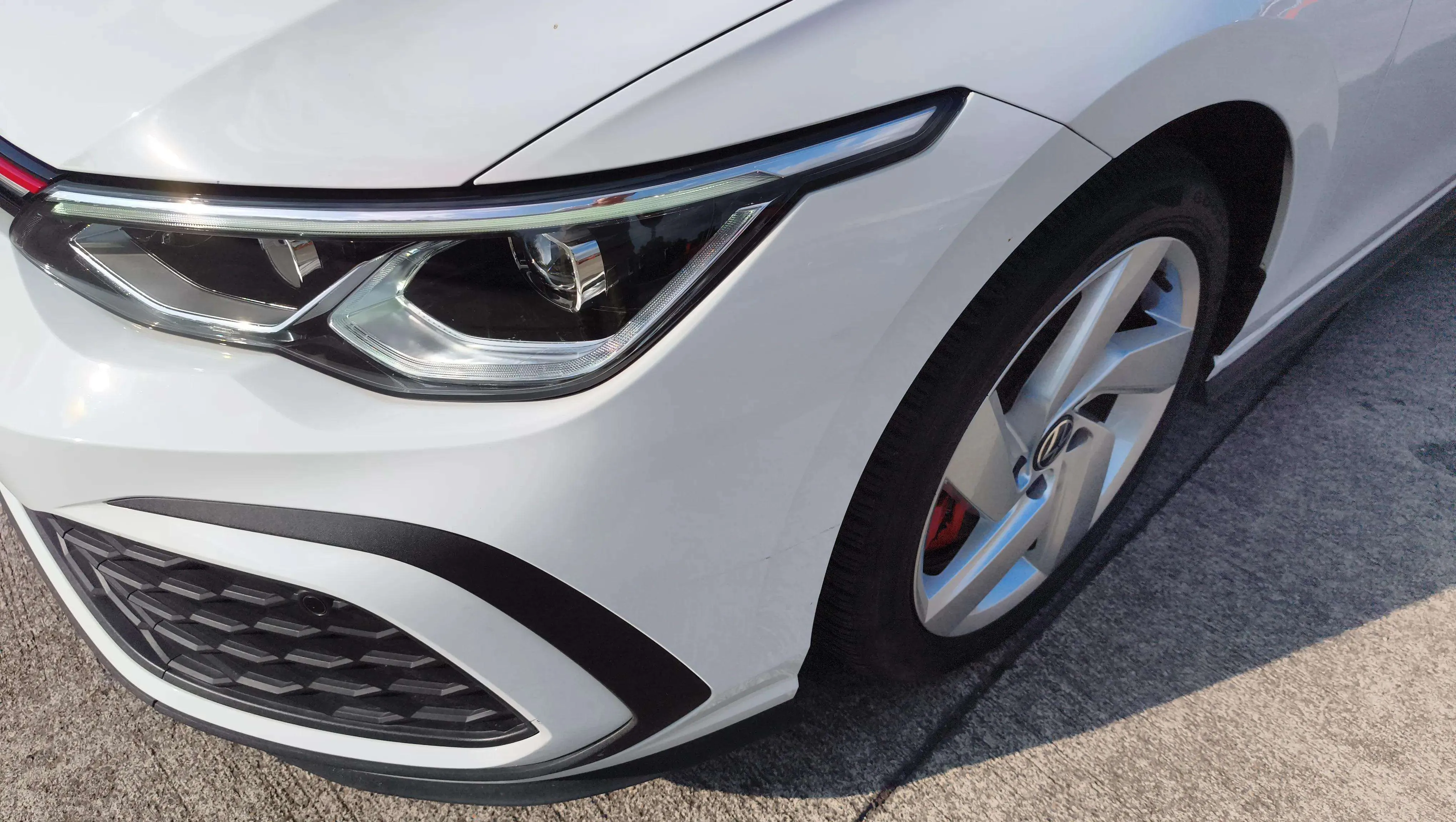 Volkswagen Golf GTI 2.0 TSI DSG - foto 11