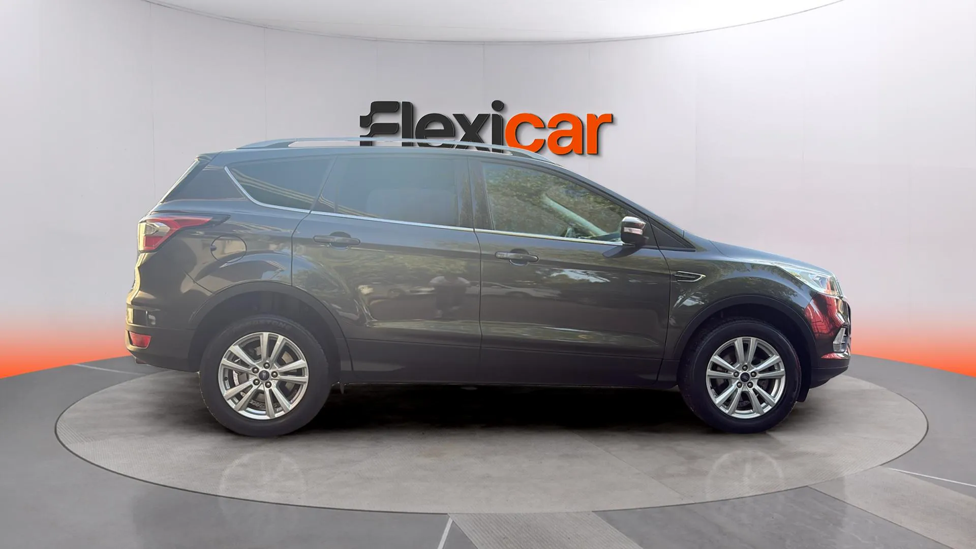 Ford Kuga 1.5 EcoBoost 4x2 Trend+ - foto 8
