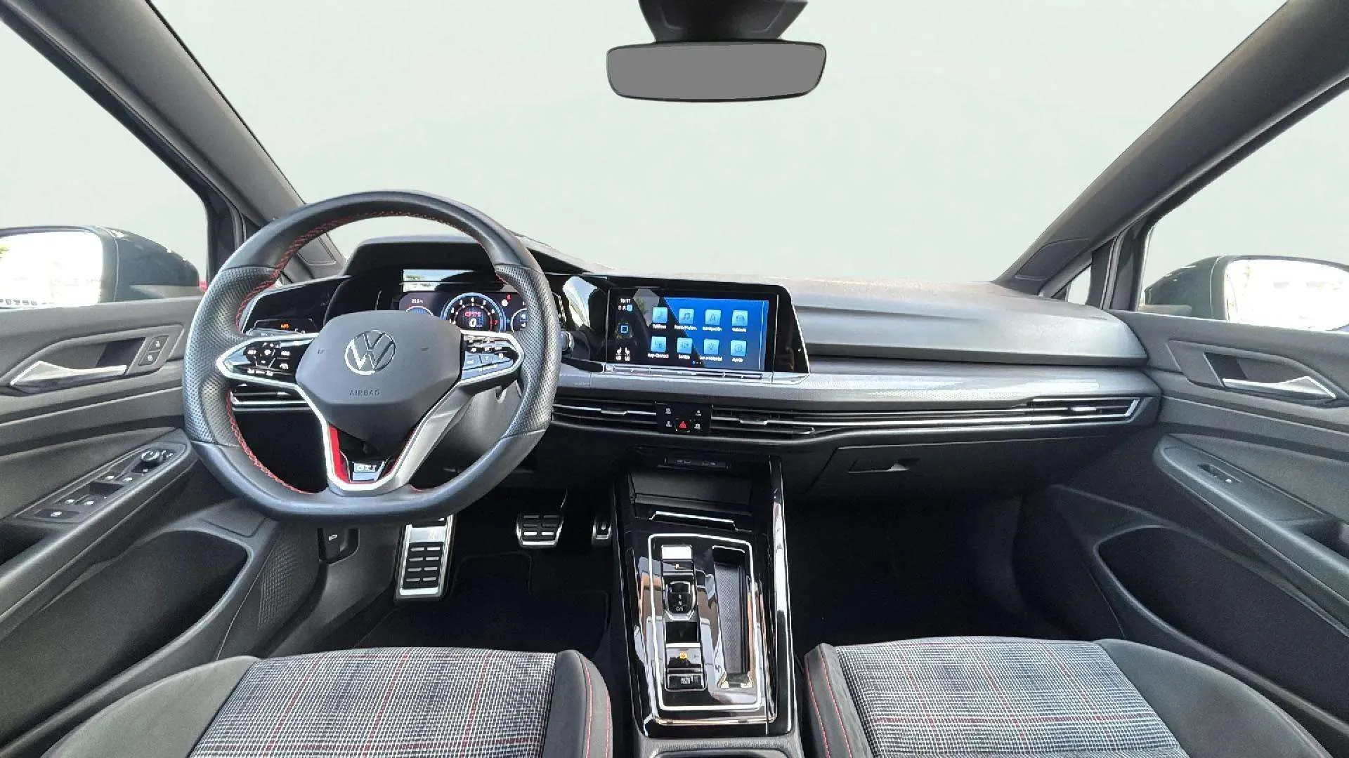 Volkswagen Golf GTI 2.0 TSI DSG - foto 12