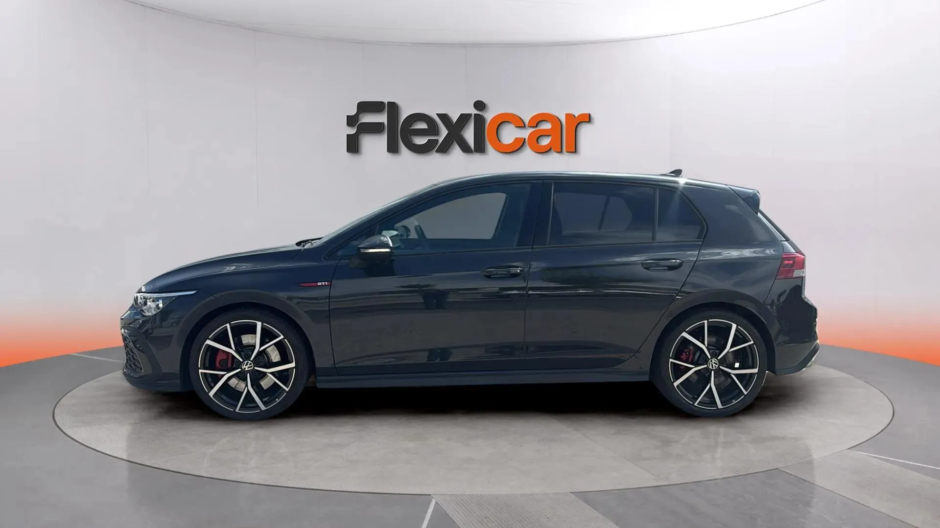 Volkswagen Golf GTI 2.0 TSI DSG - foto 4