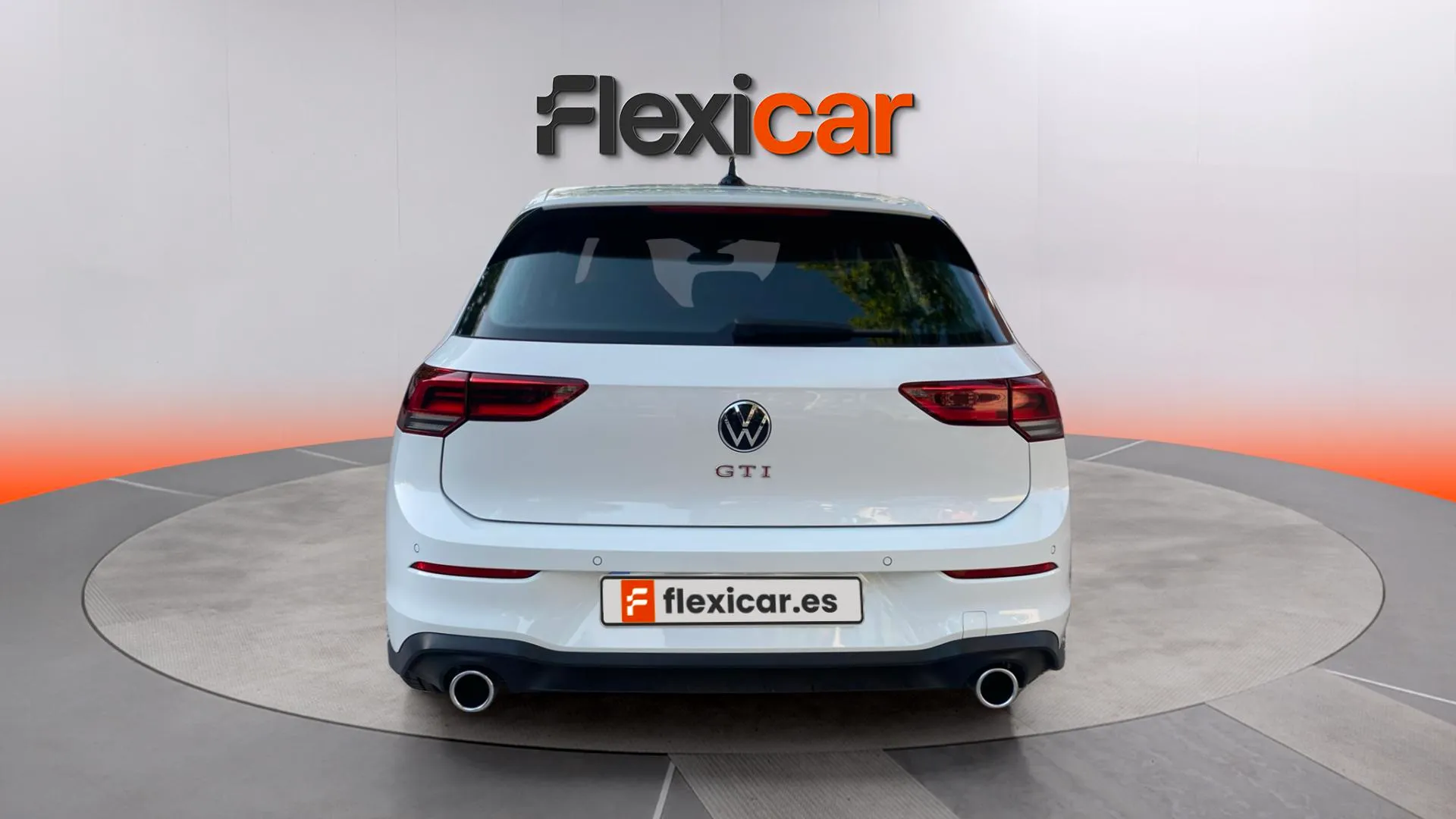 Volkswagen Golf GTI 2.0 TSI DSG - foto 5