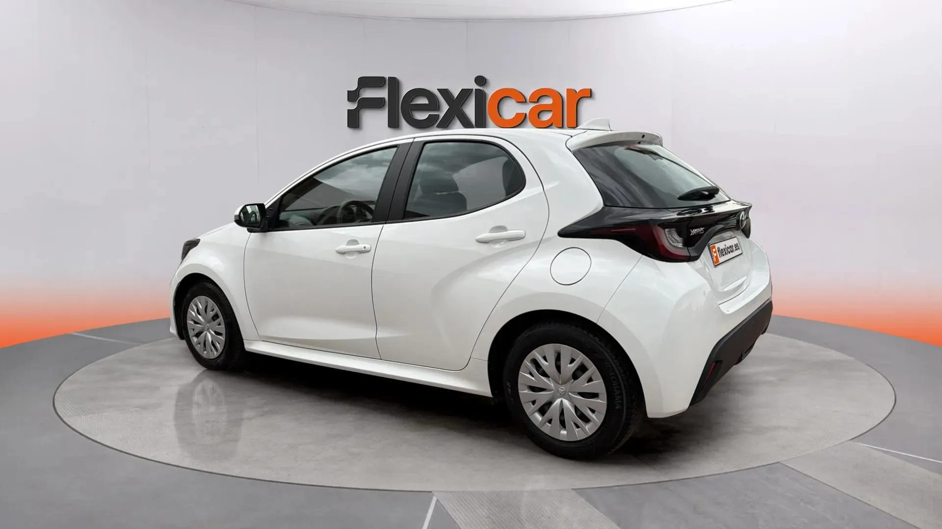 Toyota Yaris 1.0 70 Active - foto 10
