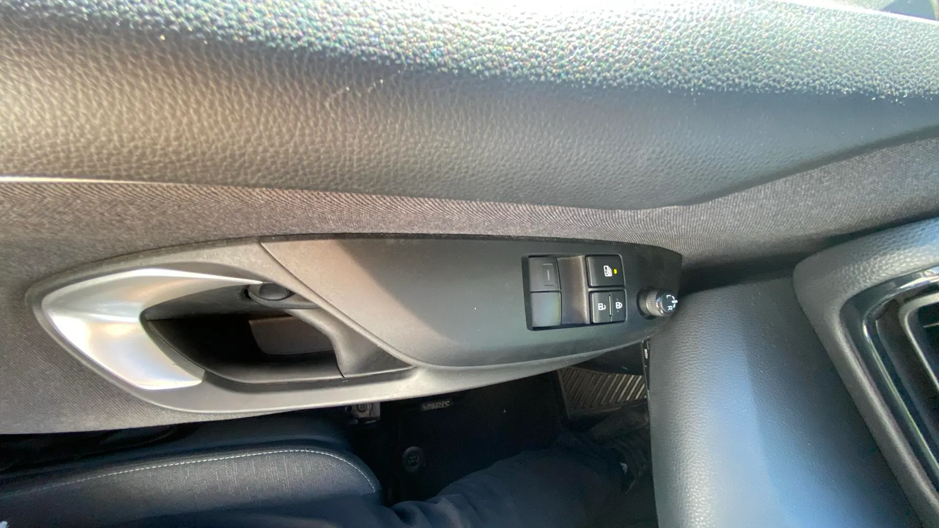 Toyota Yaris 1.0 70 Active - foto 20