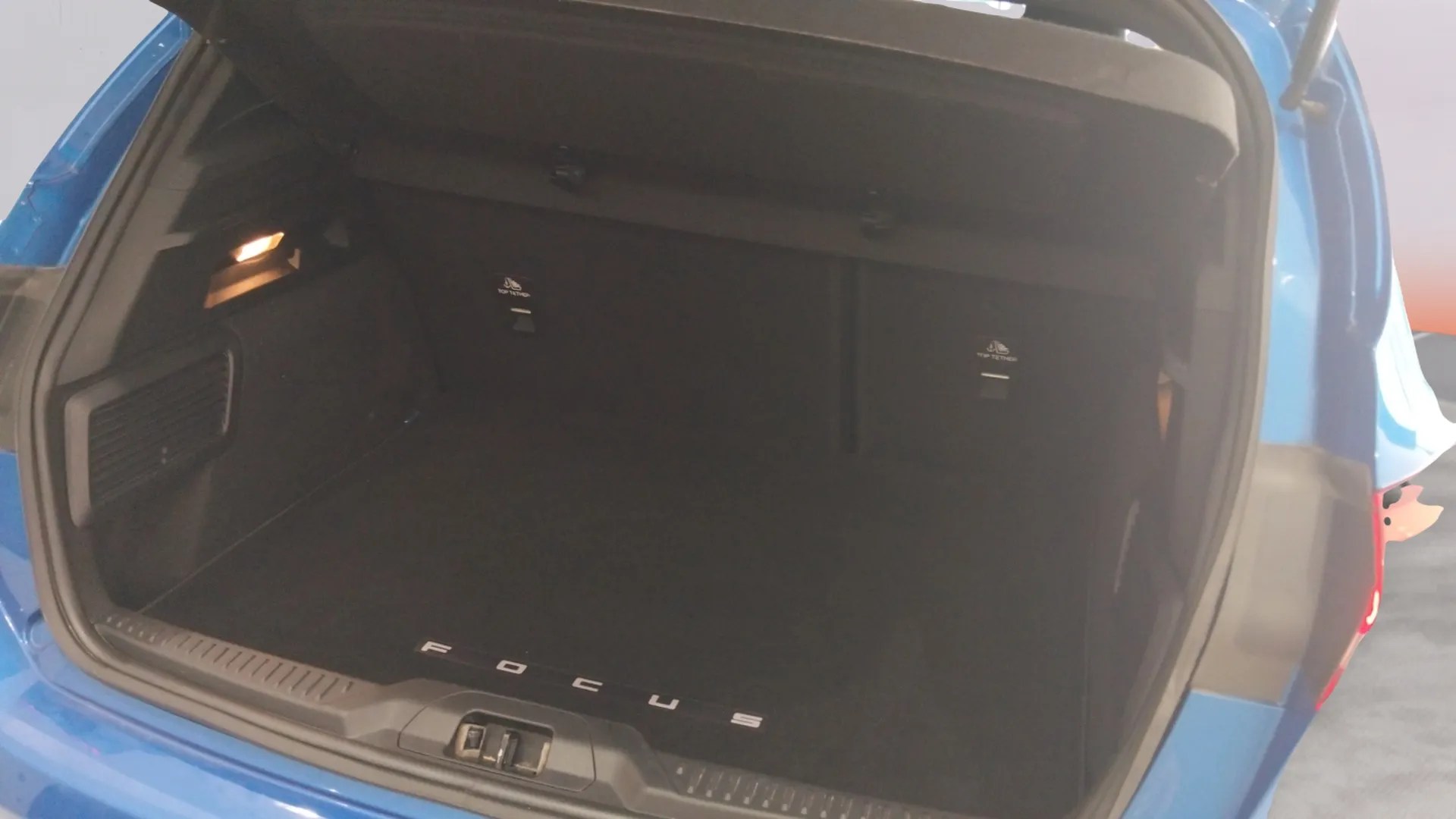 Ford Focus 1.5 EcoBlue Active - foto 20