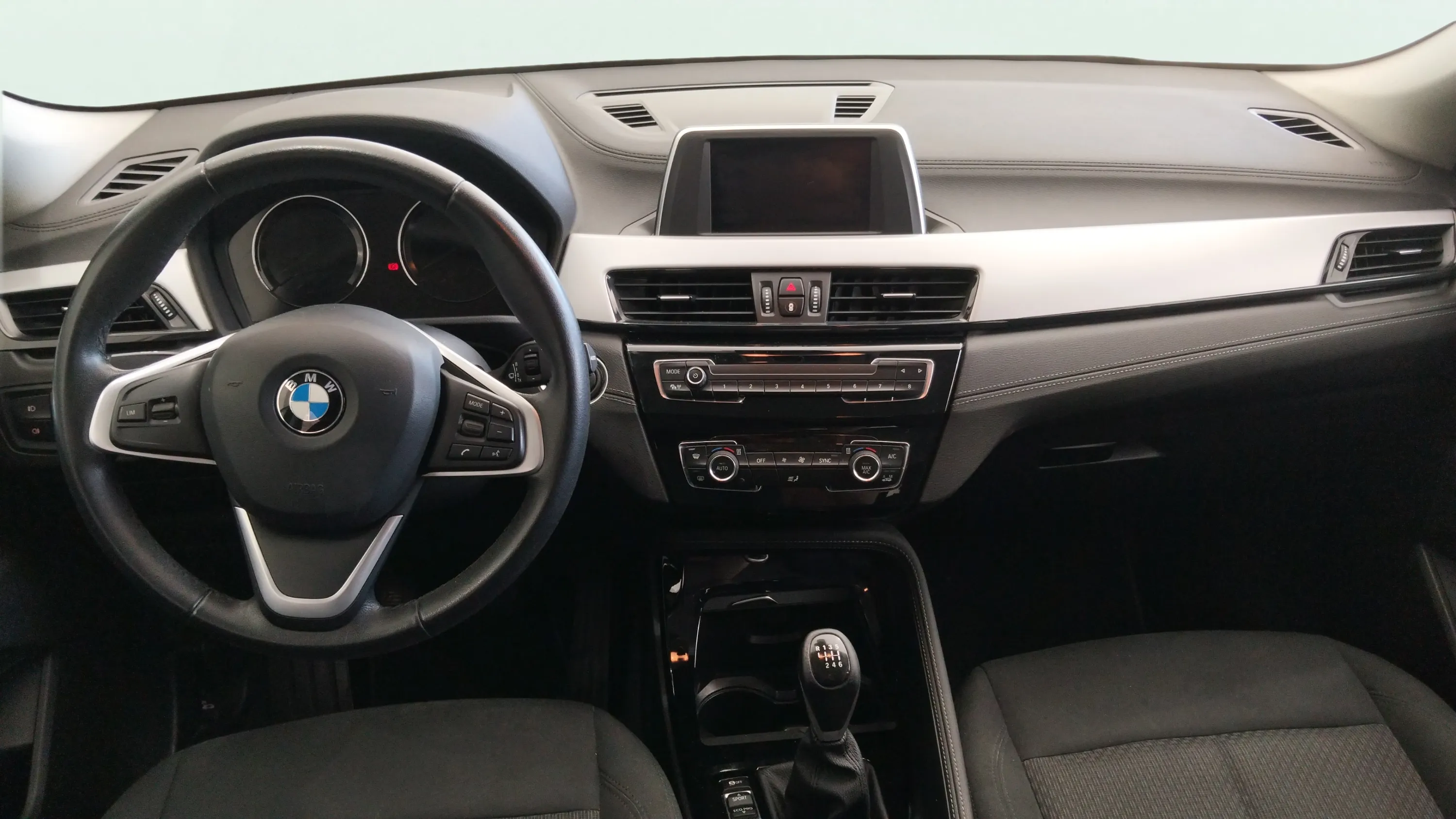 BMW X2 sDrive16d - foto 11