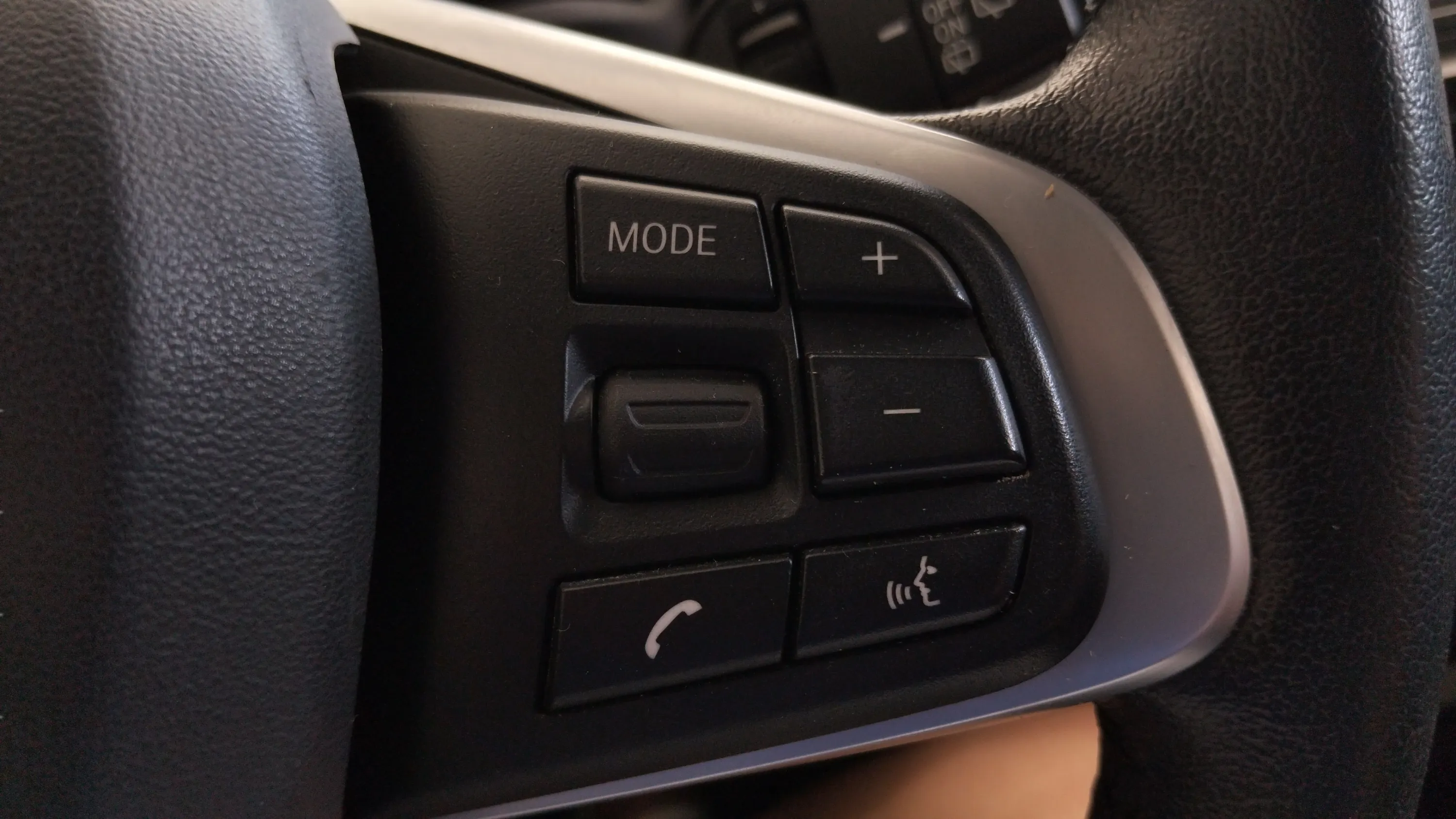 BMW X2 sDrive16d - foto 16