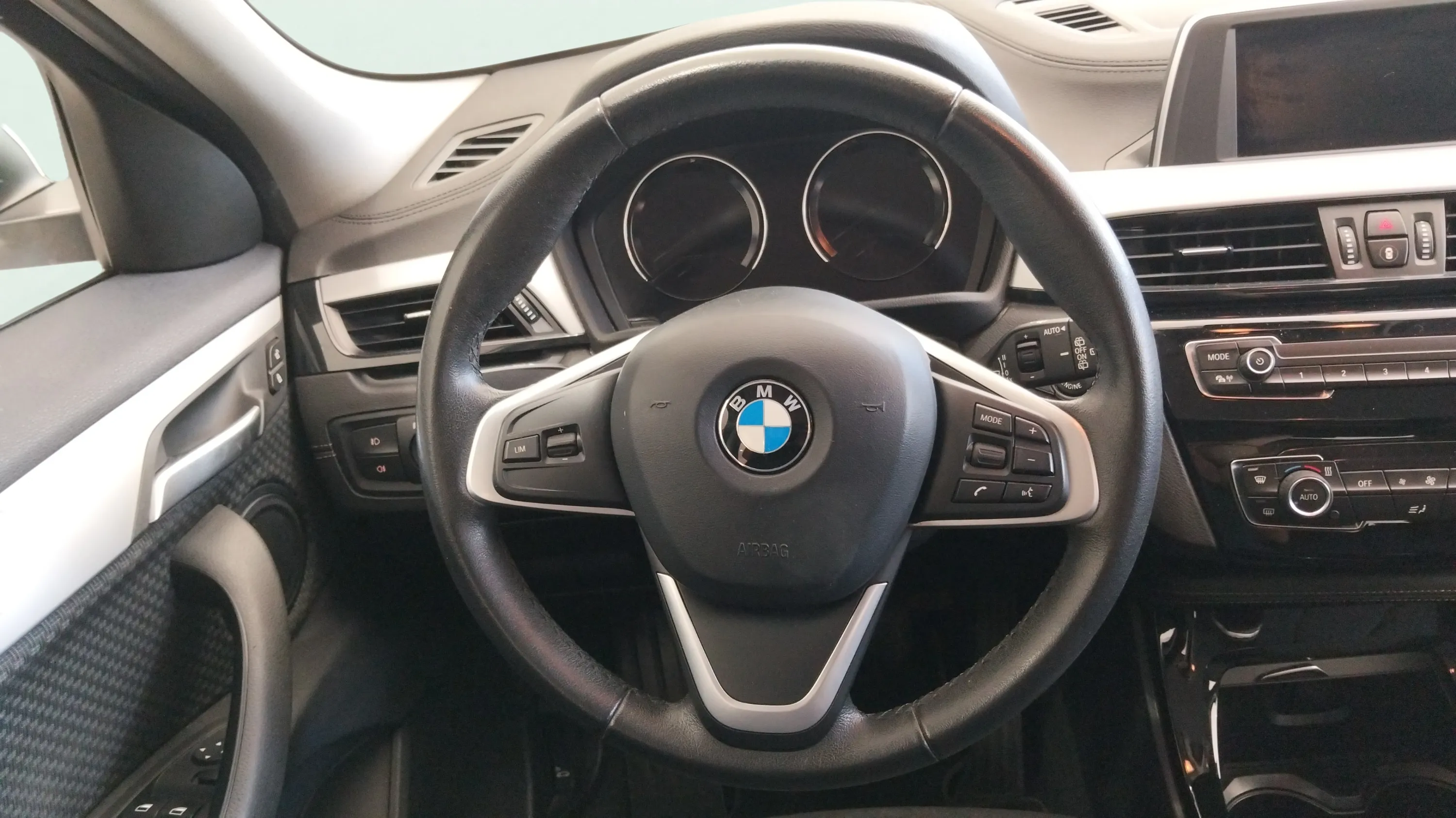 BMW X2 sDrive16d - foto 13