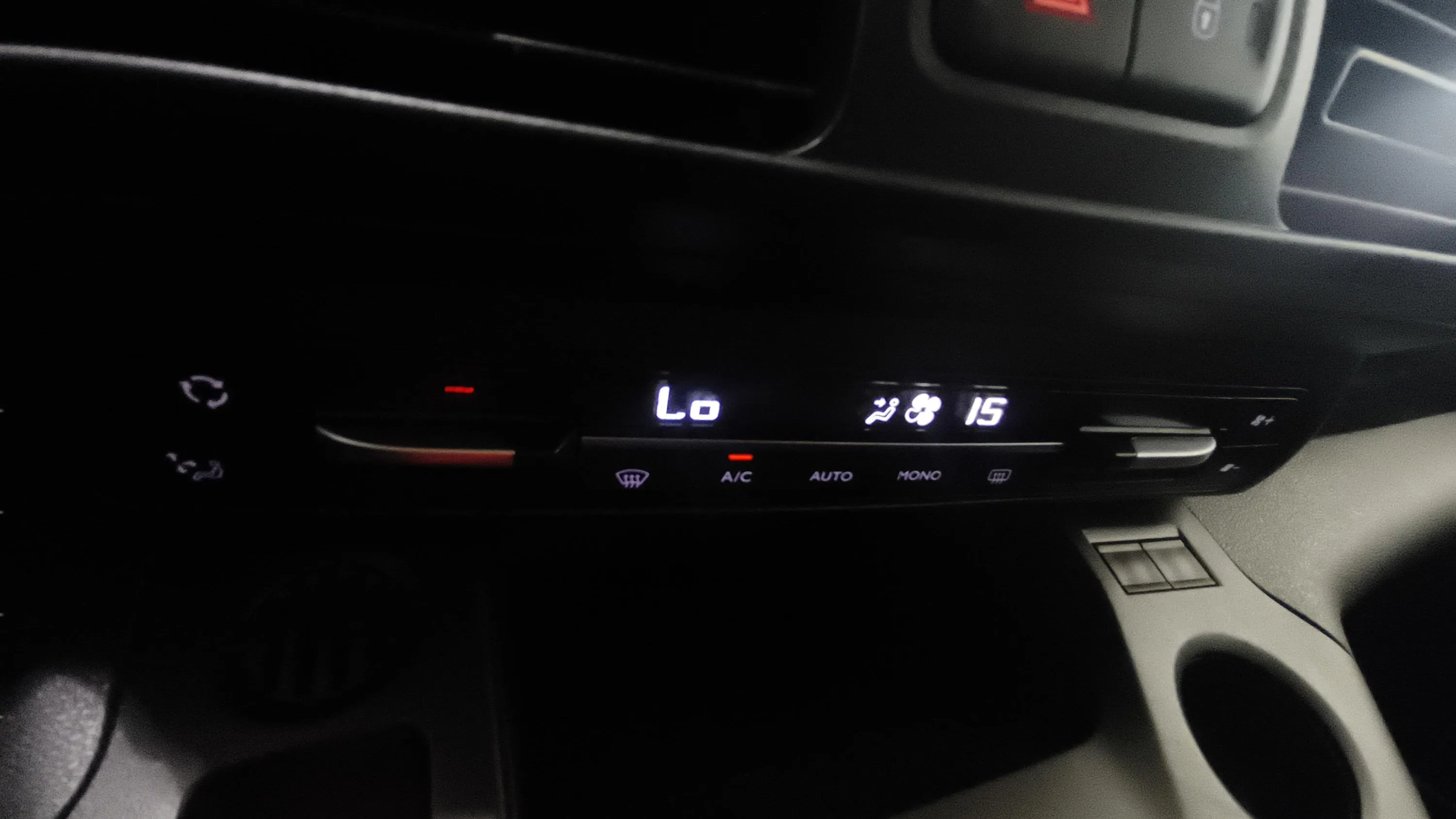 Peugeot Rifter Allure Pack Standard BlueHDi - foto 18