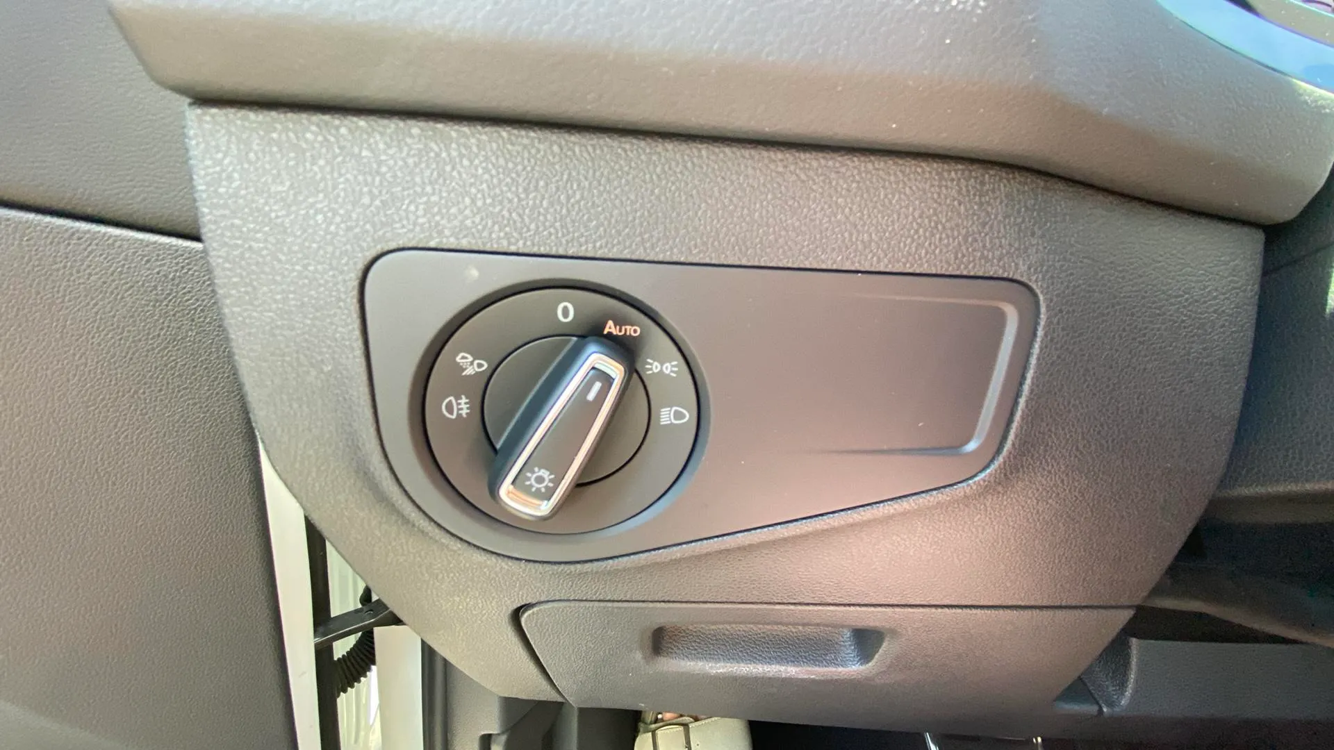 Volkswagen Tiguan R-Line 2.0 TDI DSG - foto 15