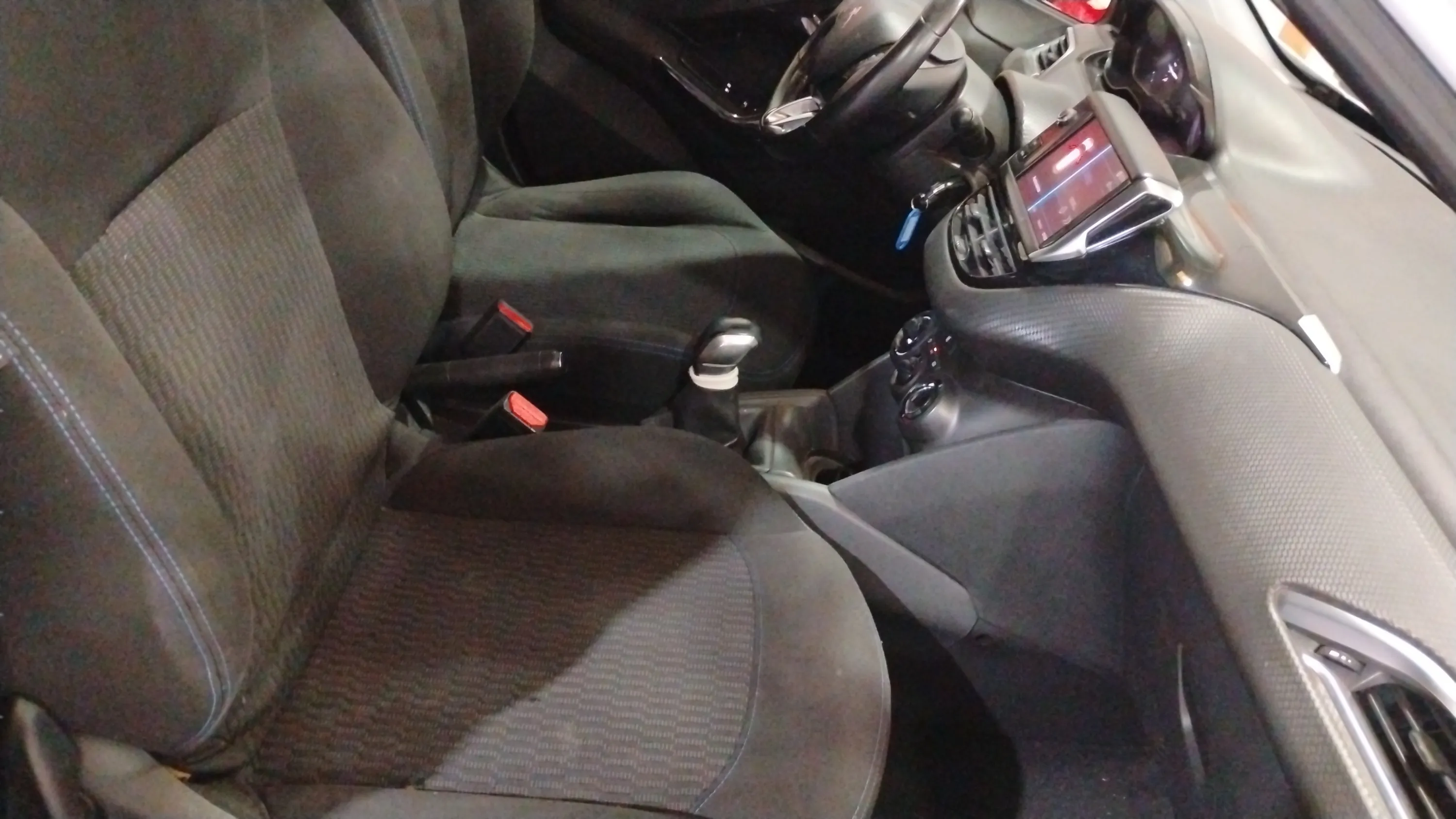 Peugeot 208 Style 1.2L PureTech - foto 10