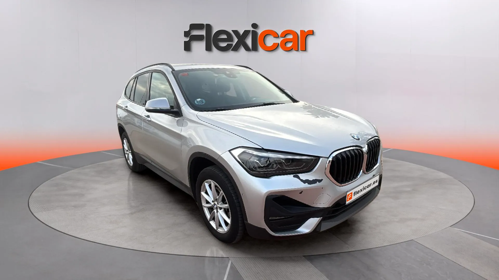 BMW X1 sDrive18d - foto 17