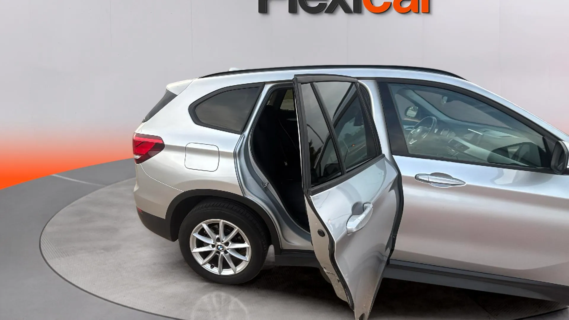 BMW X1 sDrive18d - foto 13