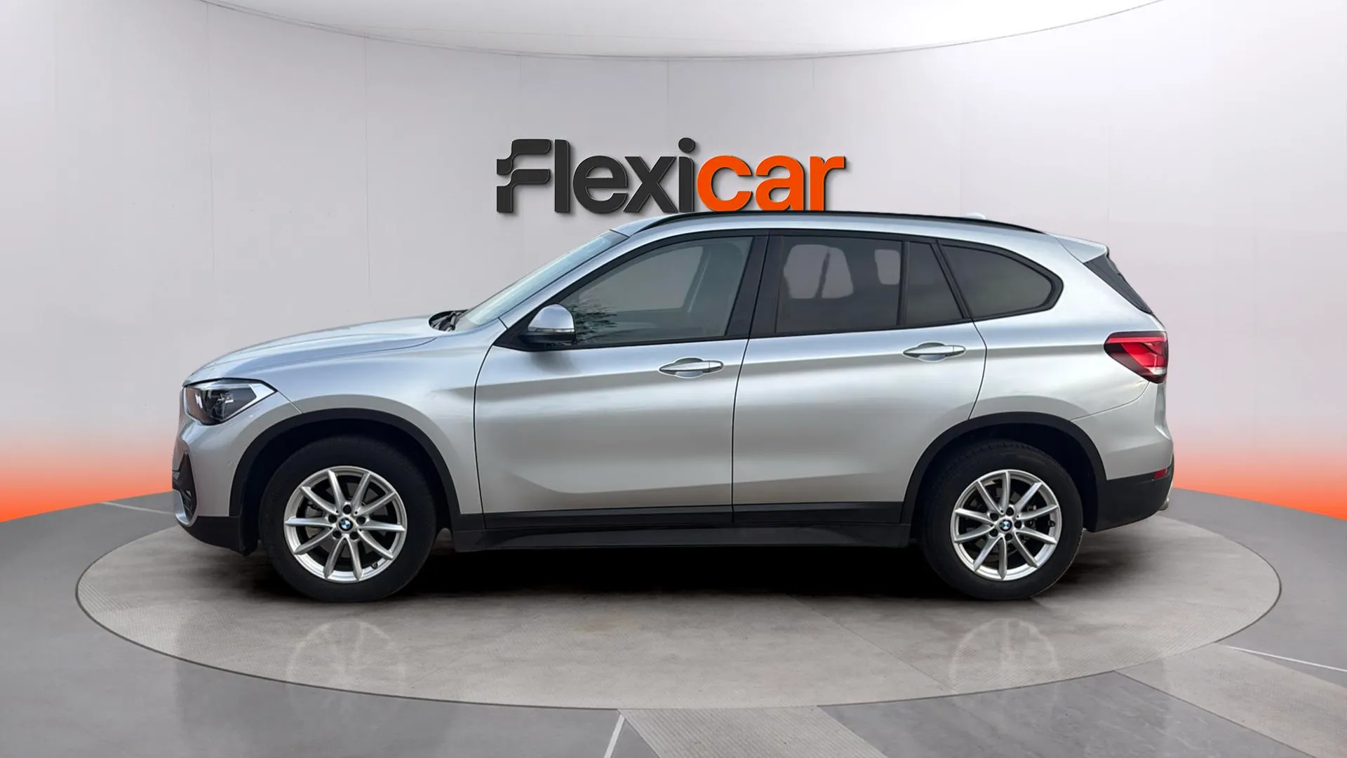BMW X1 sDrive18d - foto 4