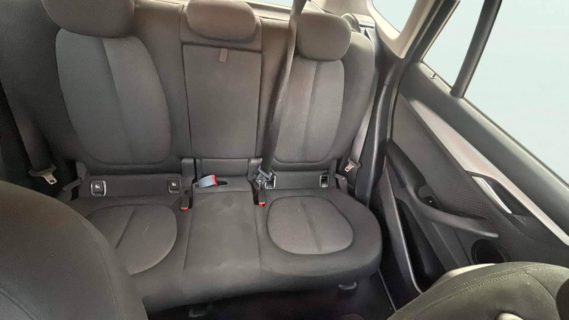 BMW X1 sDrive18d - foto 14