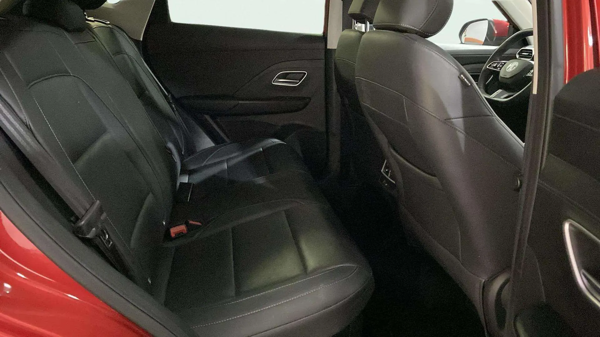 MG ZS Hybrid+ Luxury - foto 10