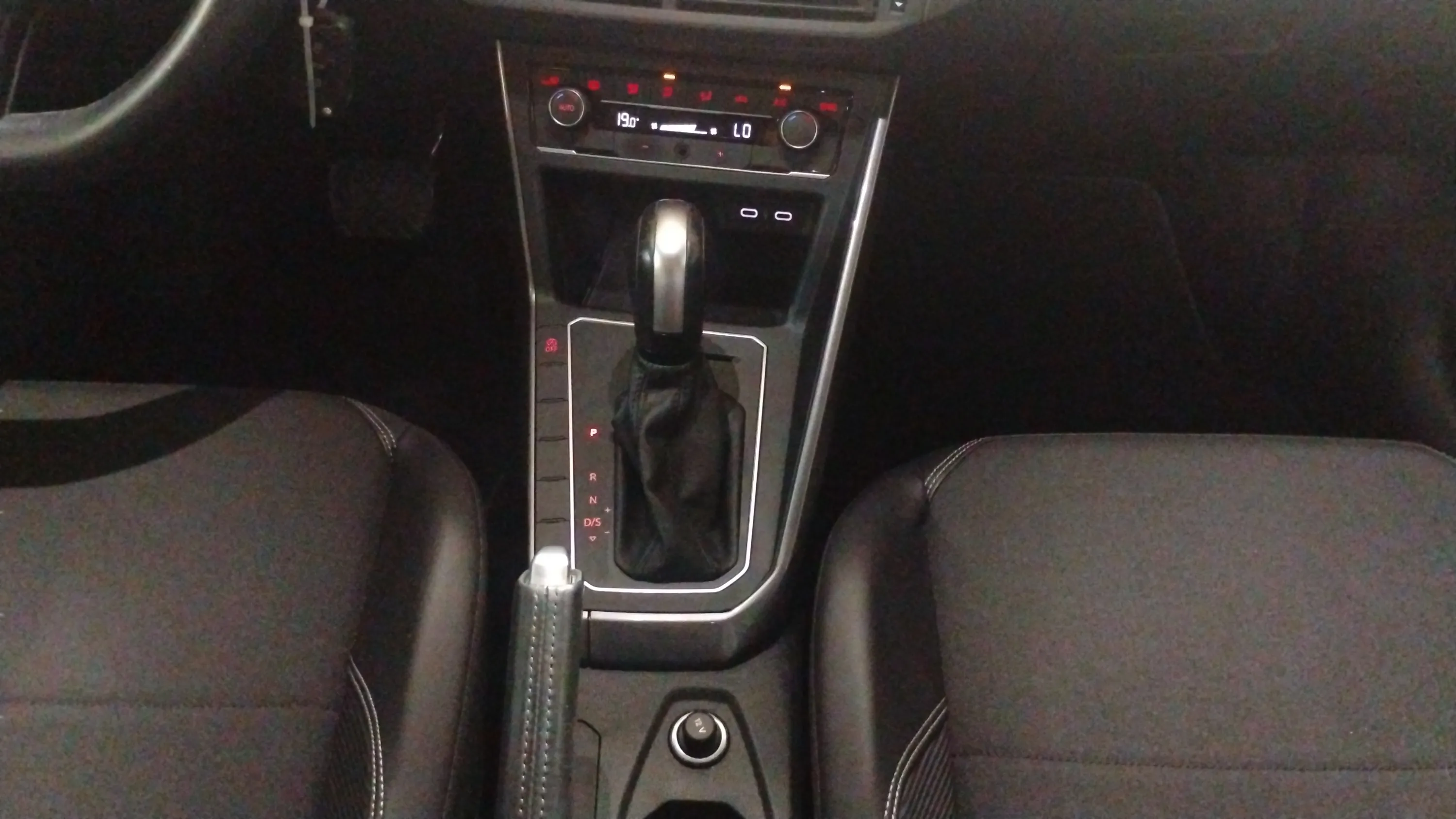 Volkswagen Polo Life 1.0 TSI DSG - foto 7