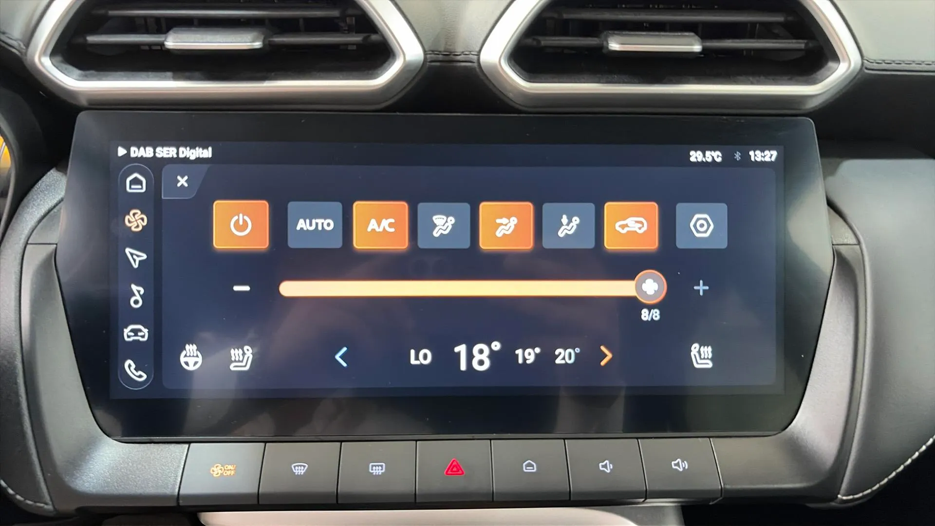 MG ZS Hybrid+ Luxury - foto 27