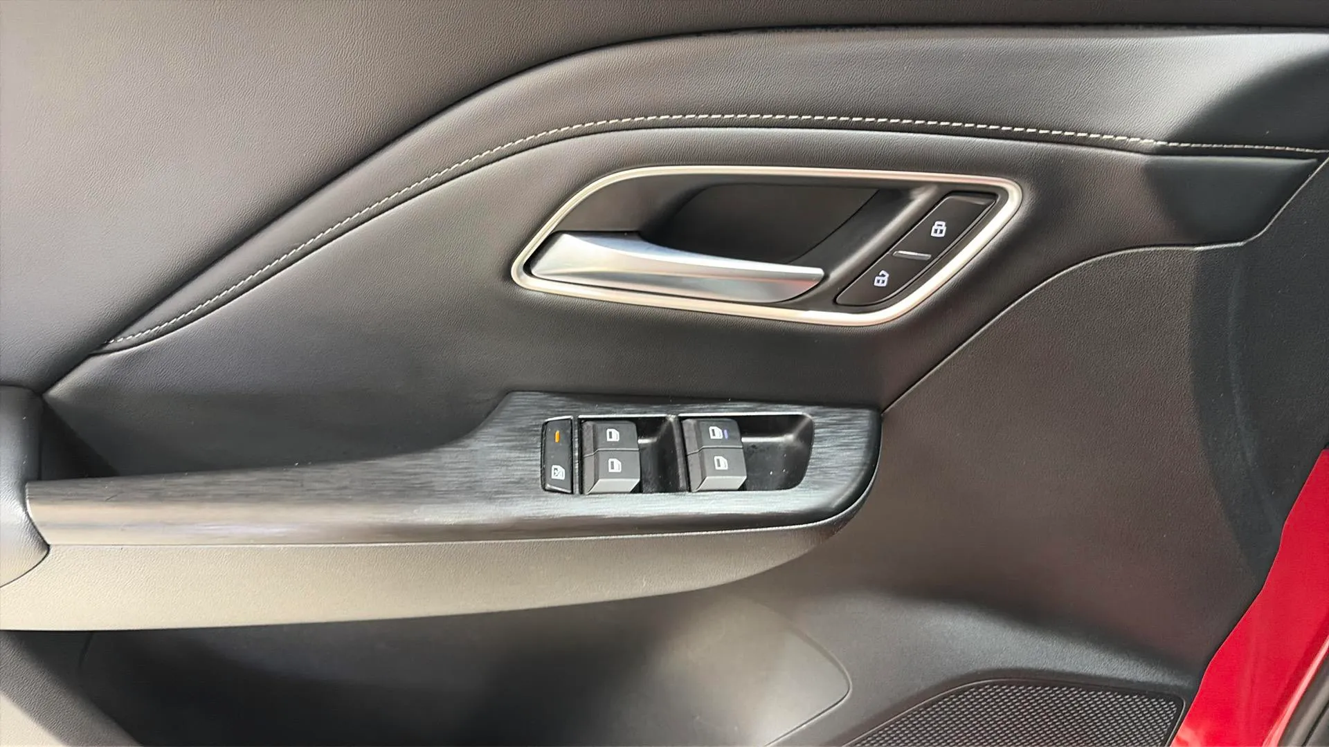 MG ZS Hybrid+ Luxury - foto 19
