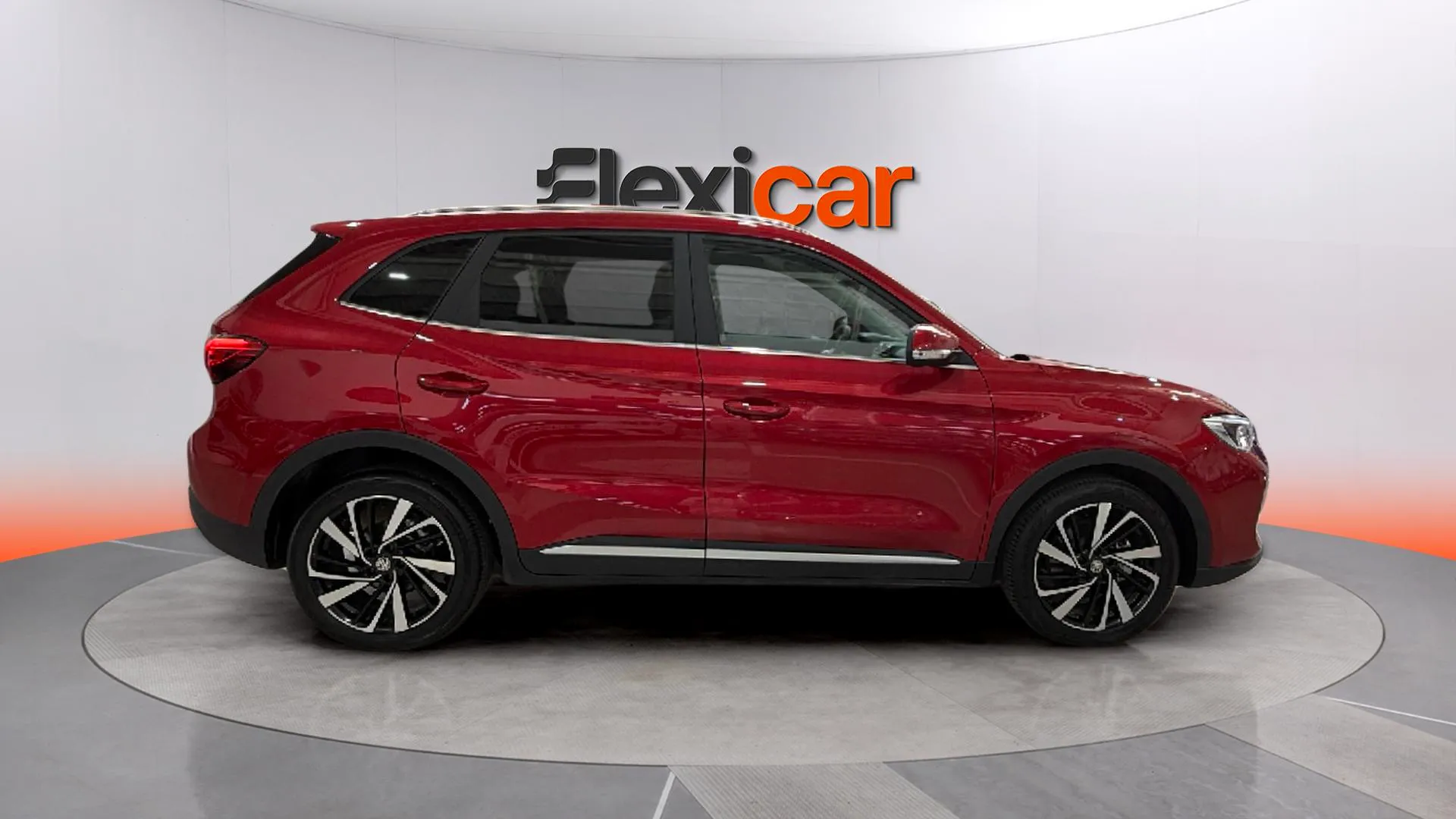 MG ZS Hybrid+ Luxury - foto 8