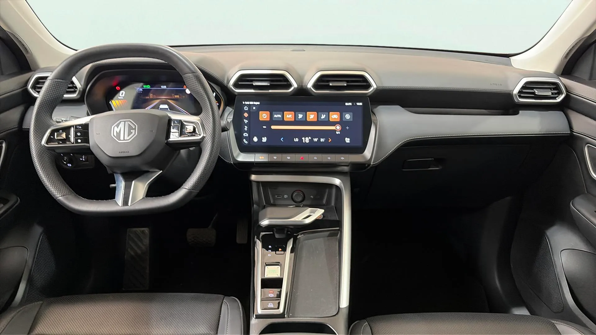 MG ZS Hybrid+ Luxury - foto 12