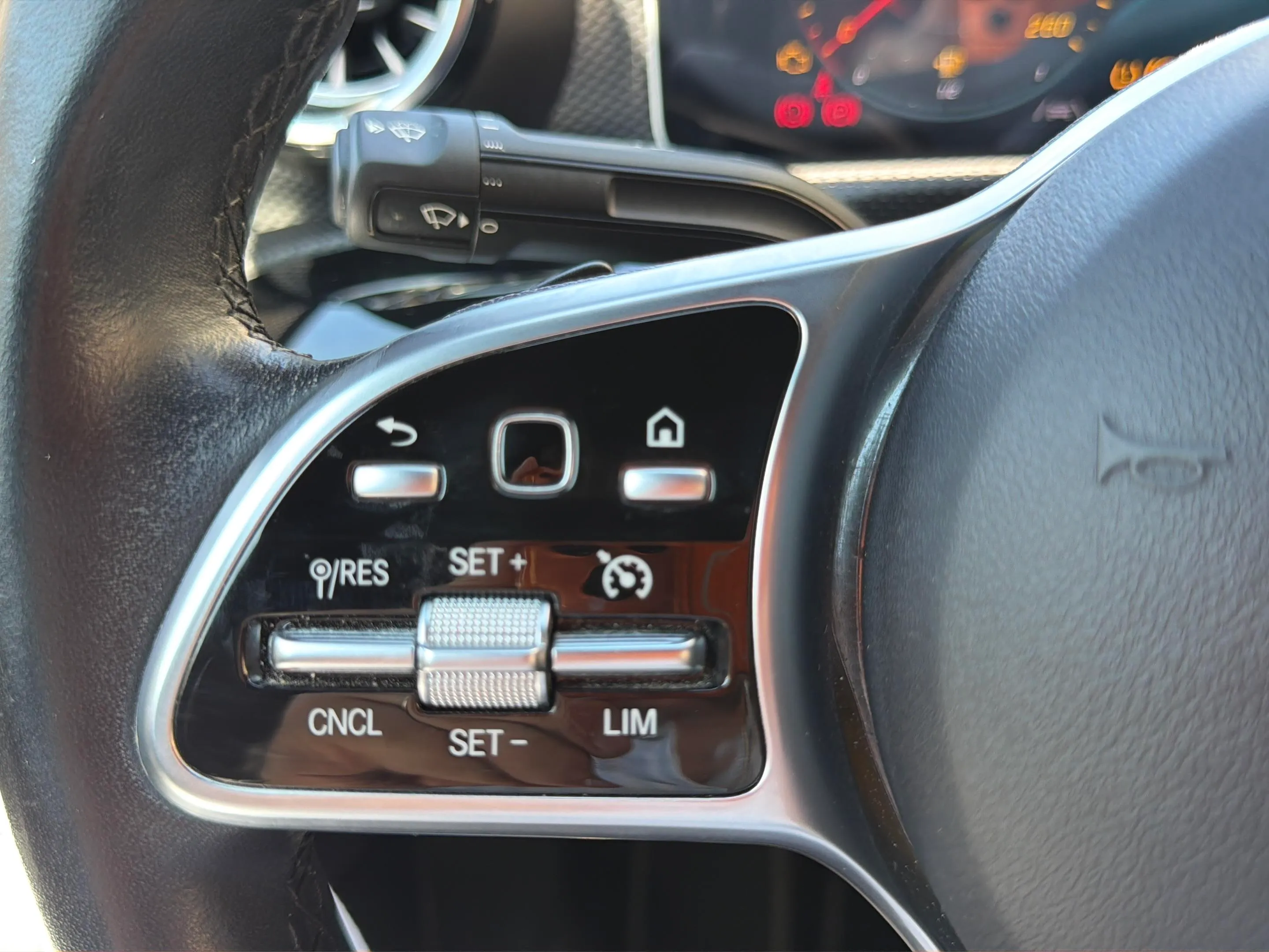 Mercedes-Benz CLA 200 - foto 20