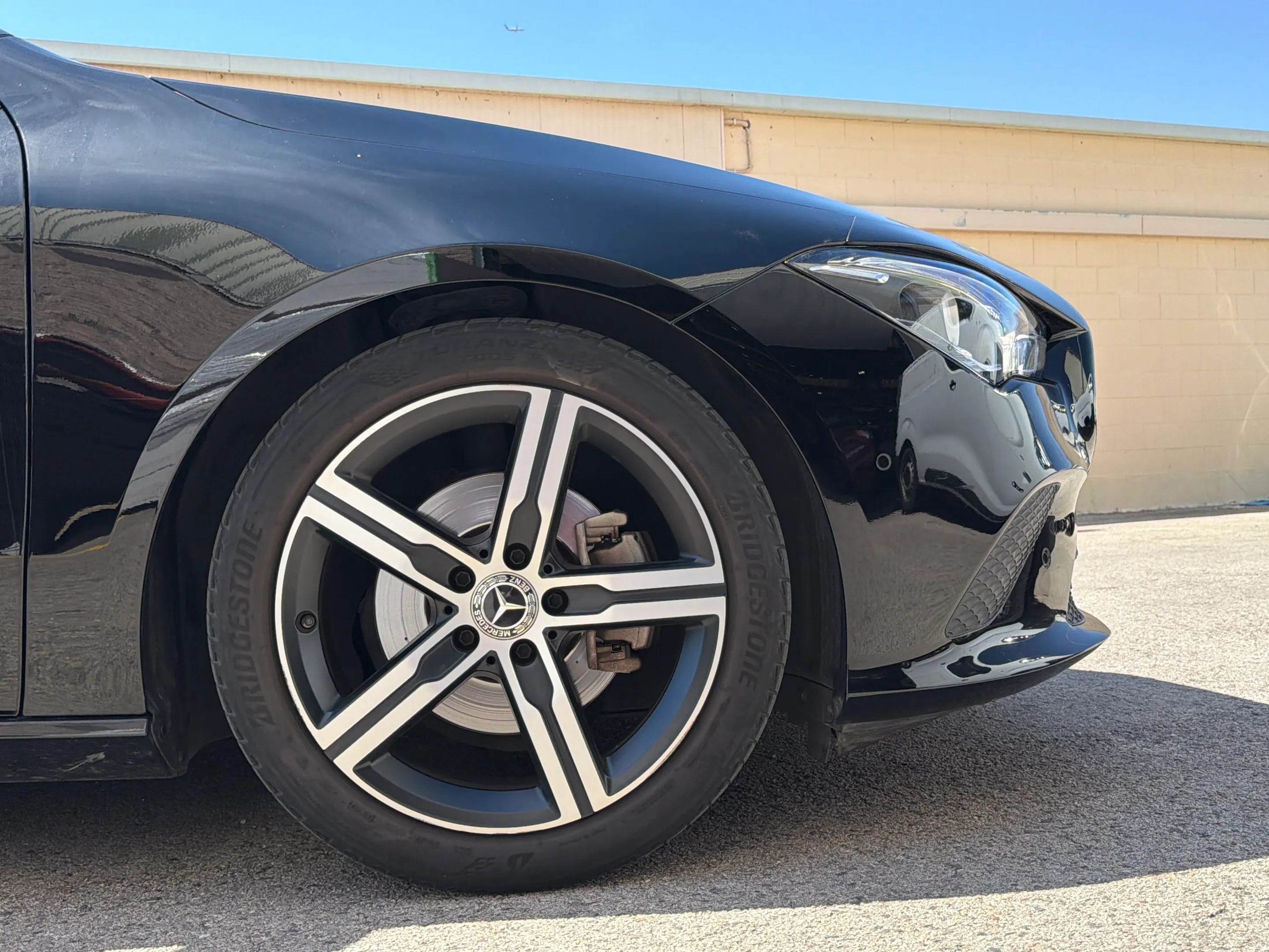Mercedes-Benz CLA 200 - foto 14