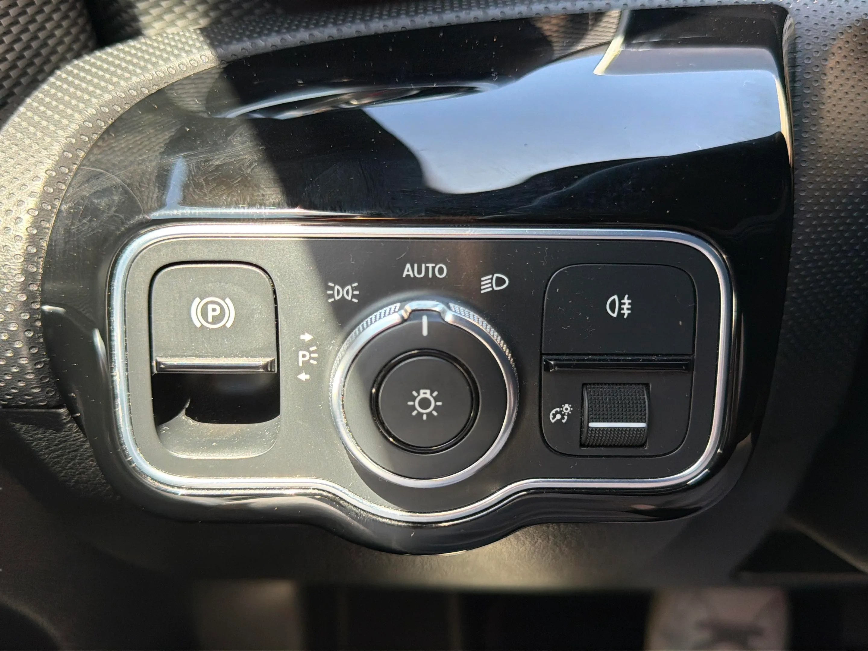 Mercedes-Benz CLA 200 - foto 22