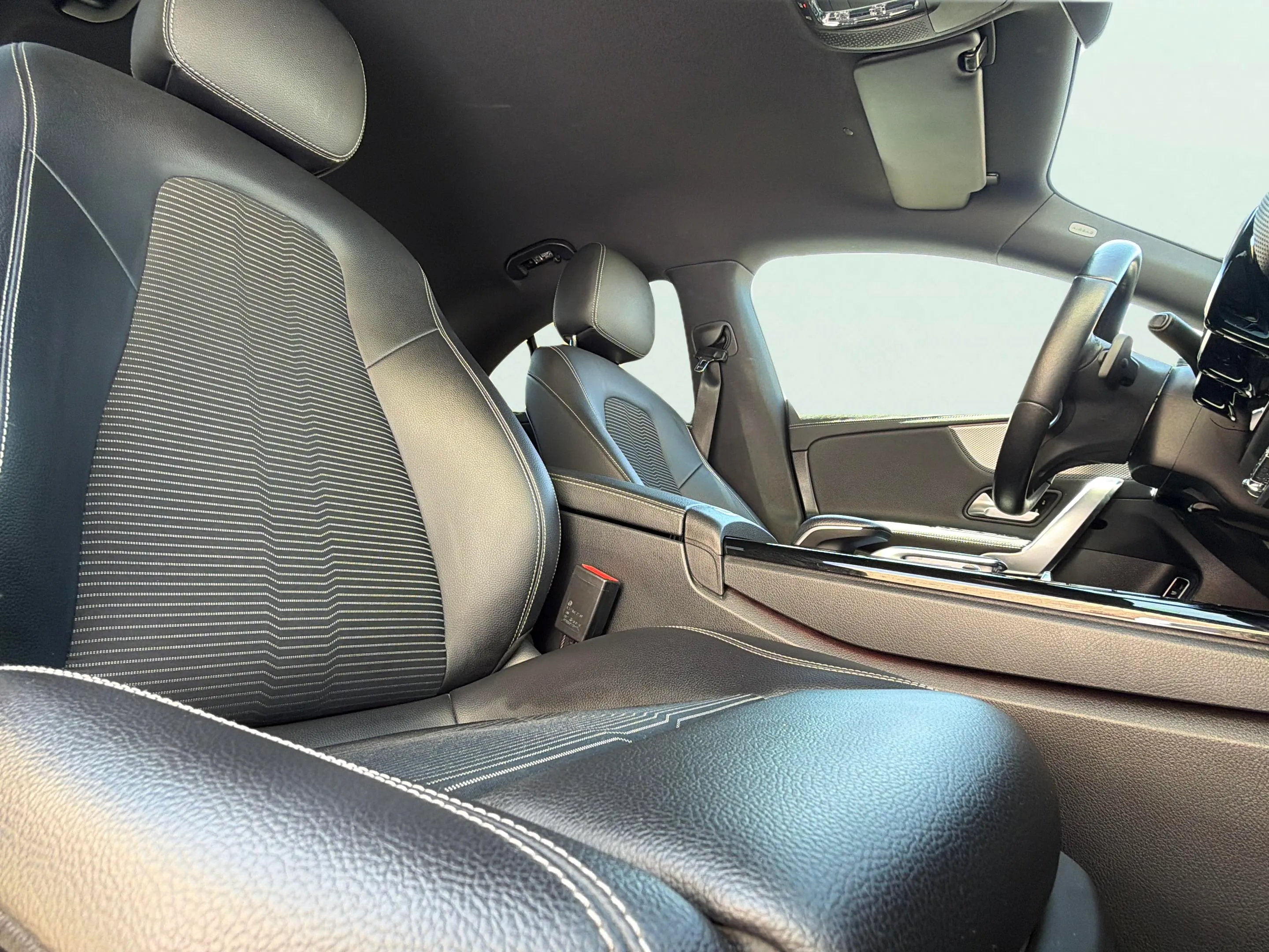 Mercedes-Benz CLA 200 - foto 10