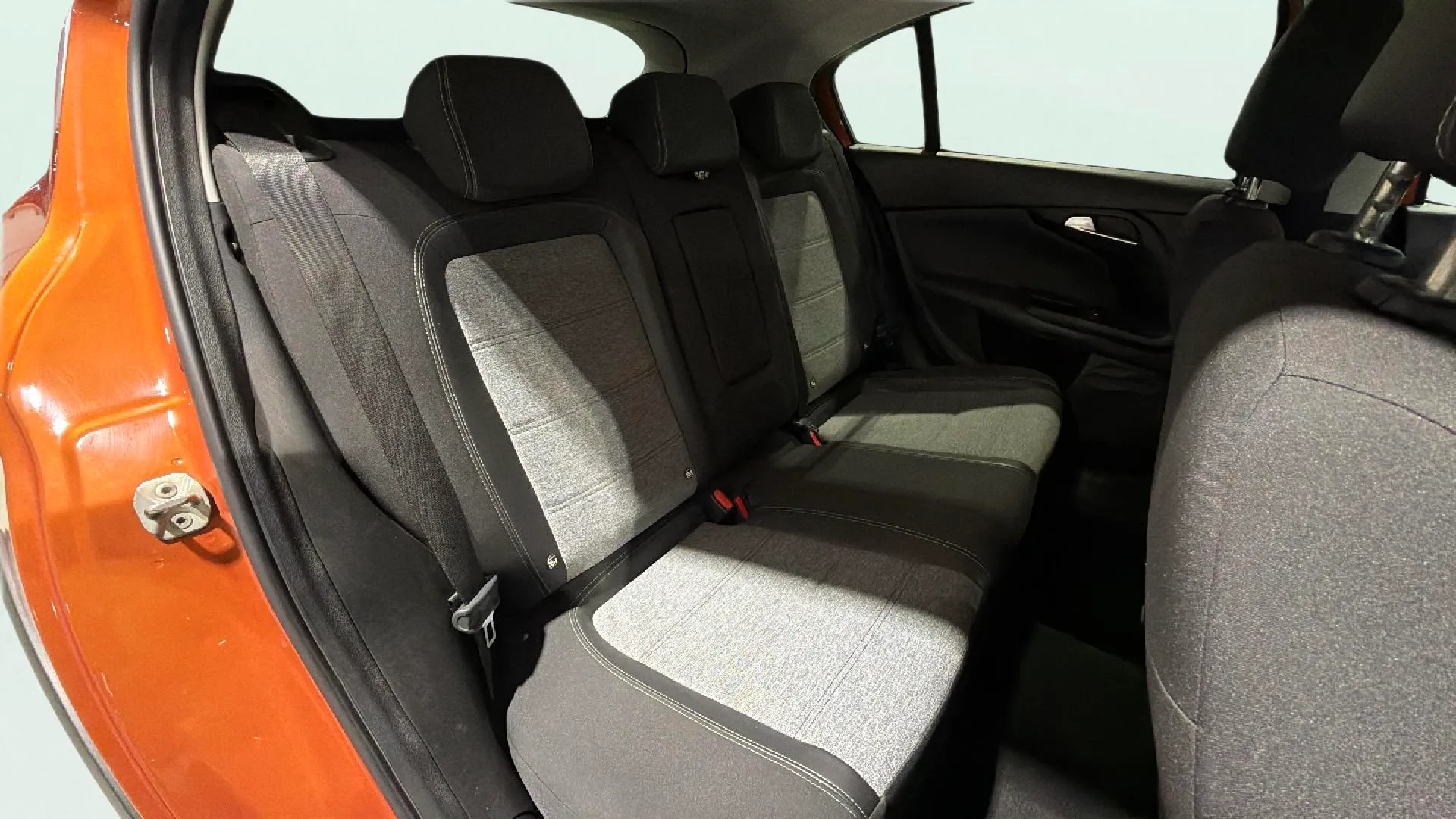 Fiat Tipo Cross 1.0 - foto 16