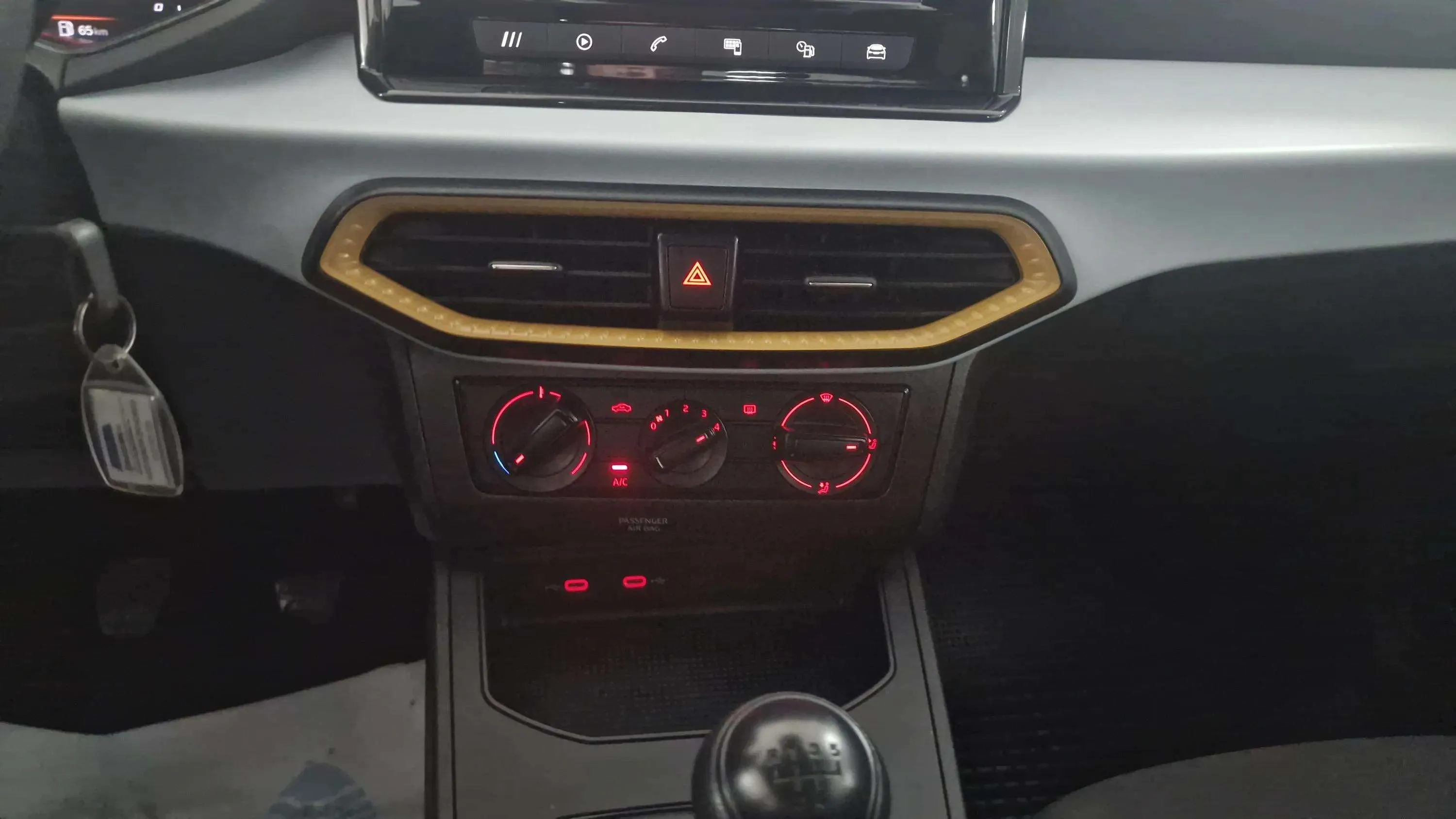 SEAT Ibiza 1.0 MPI Reference - foto 18