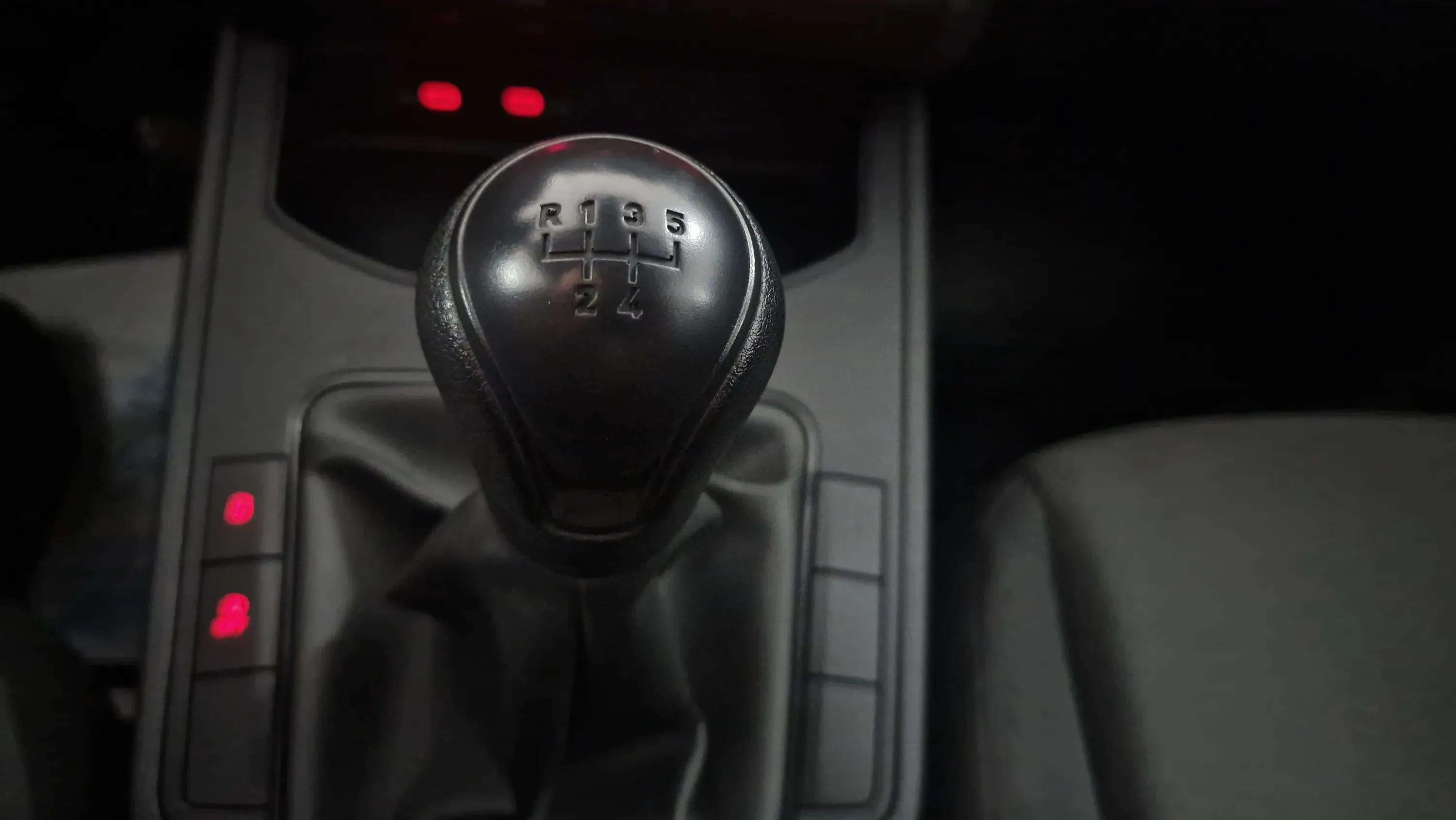 SEAT Ibiza 1.0 MPI Reference - foto 10