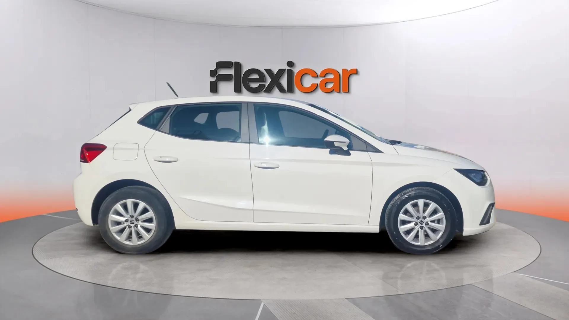 SEAT Ibiza 1.0 MPI Reference - foto 4