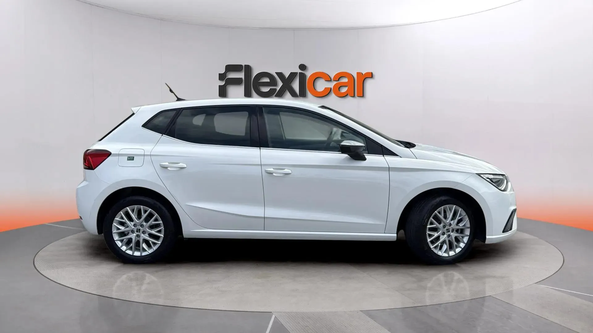 SEAT Ibiza 1.0 TSI Xcellence - foto 4