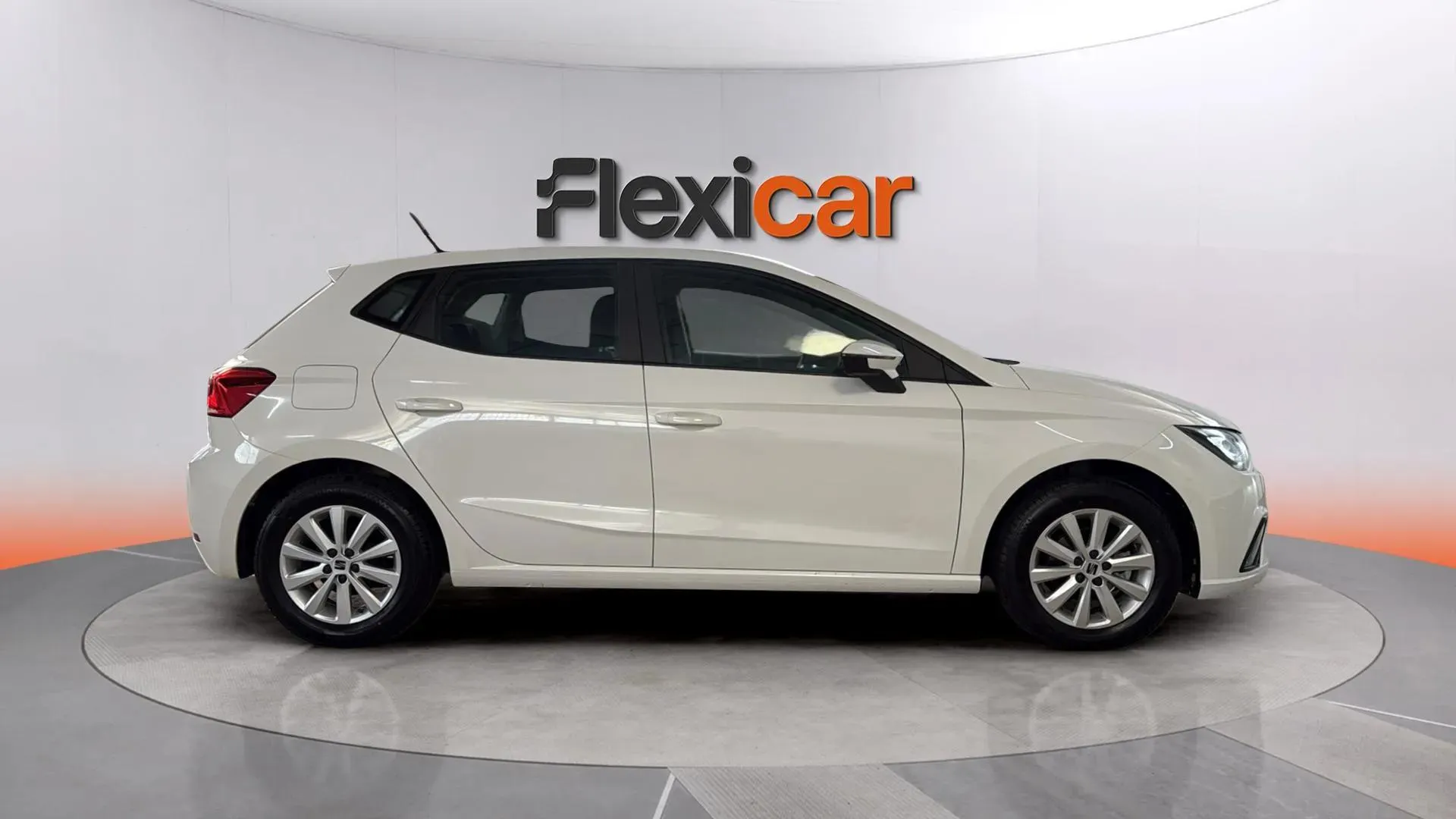 SEAT Ibiza 1.0 MPI Reference - foto 5