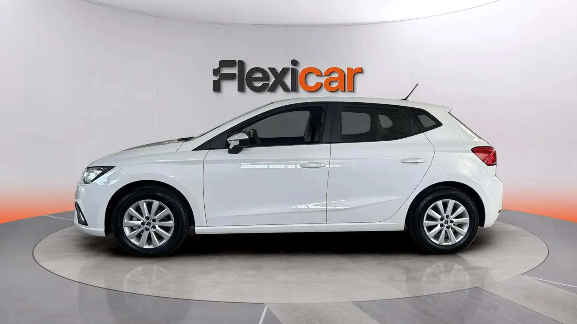 SEAT Ibiza 1.0 MPI Reference - foto 4