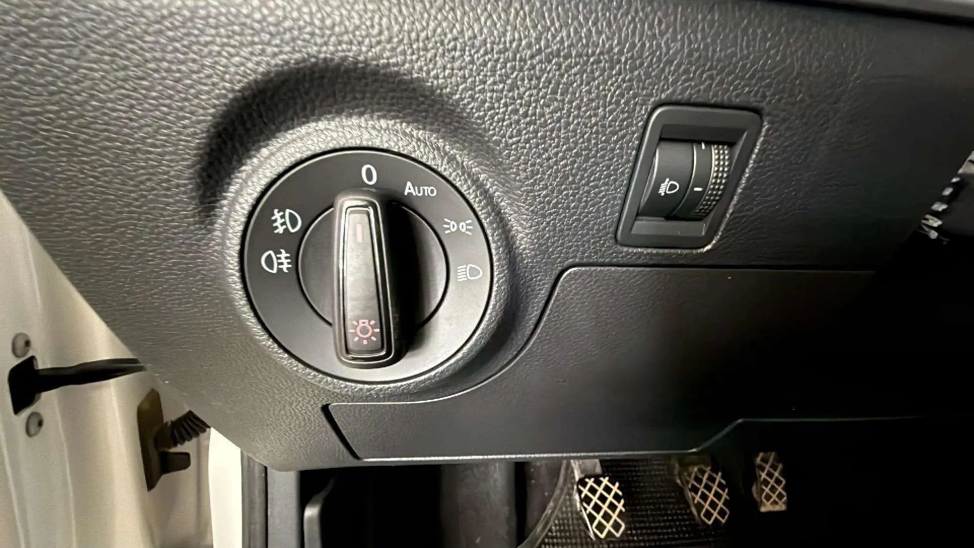 SEAT Ibiza 1.0 MPI Reference - foto 20