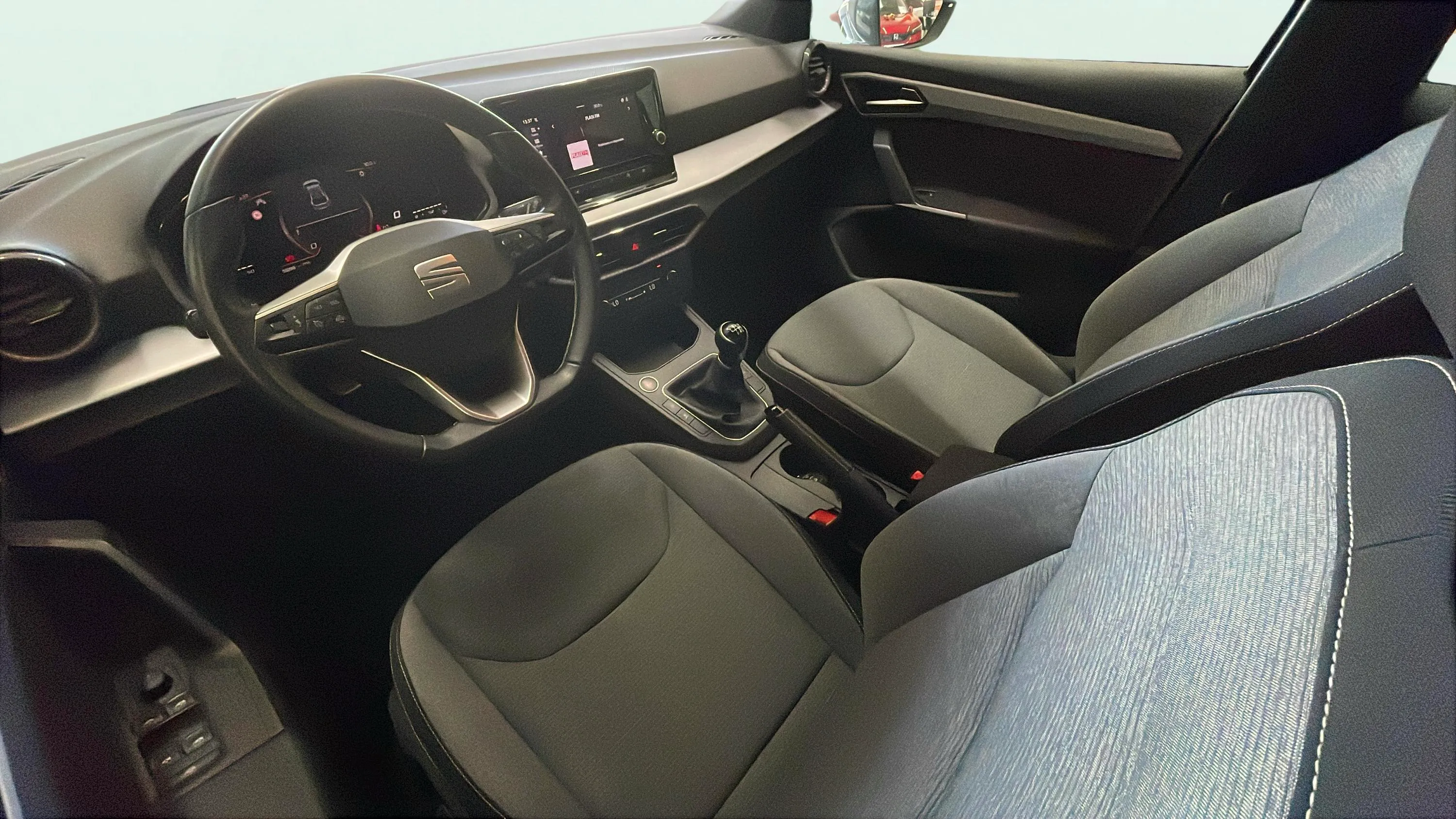 SEAT Ibiza 1.0 TSI Xcellence - foto 9