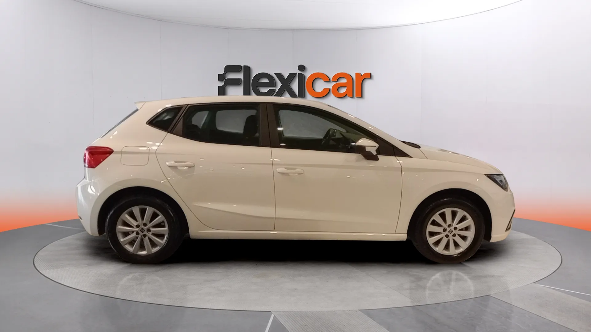 SEAT Ibiza 1.0 MPI Reference - foto 8