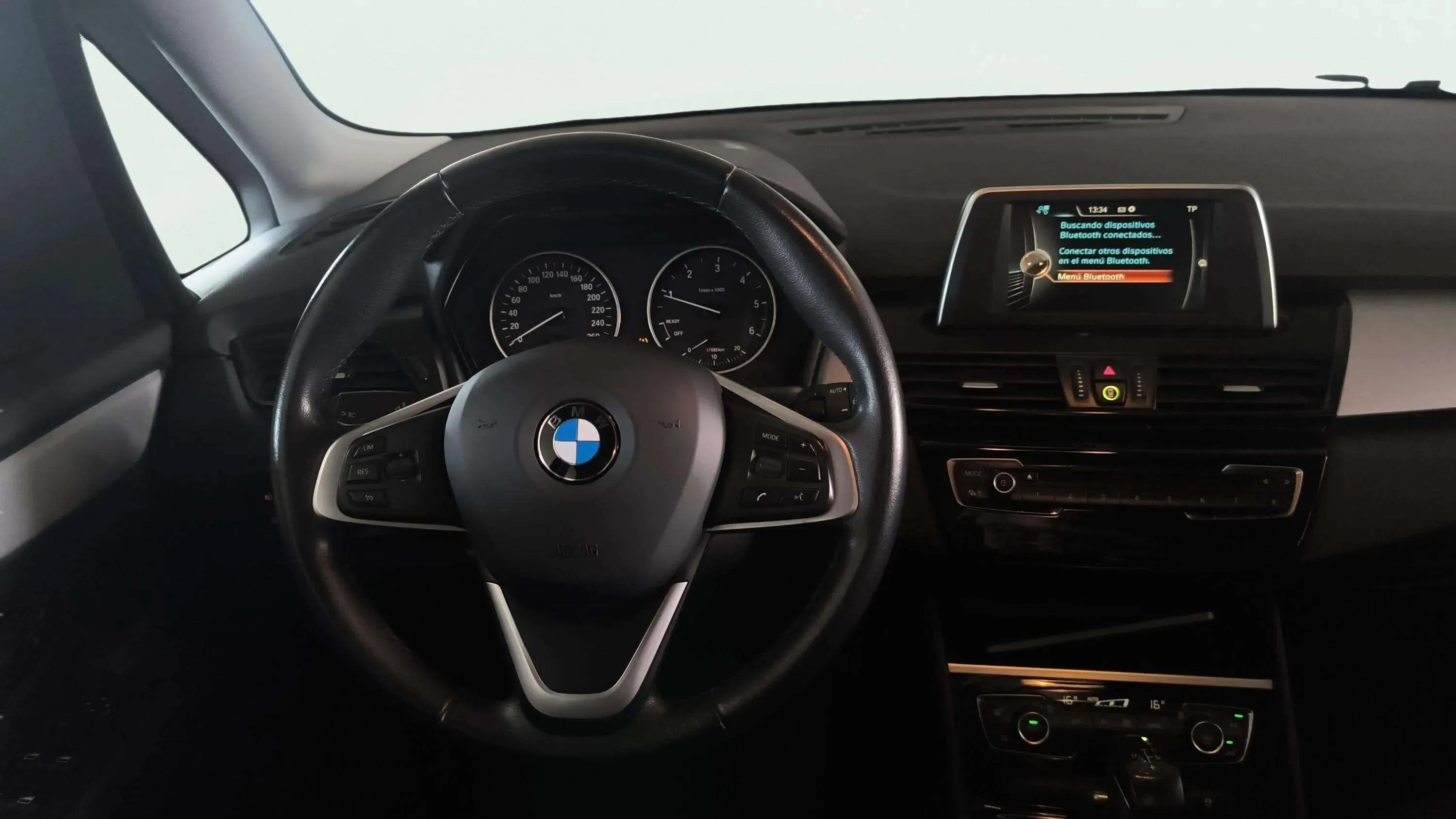 BMW Serie 2 Active Tourer 218d - foto 11