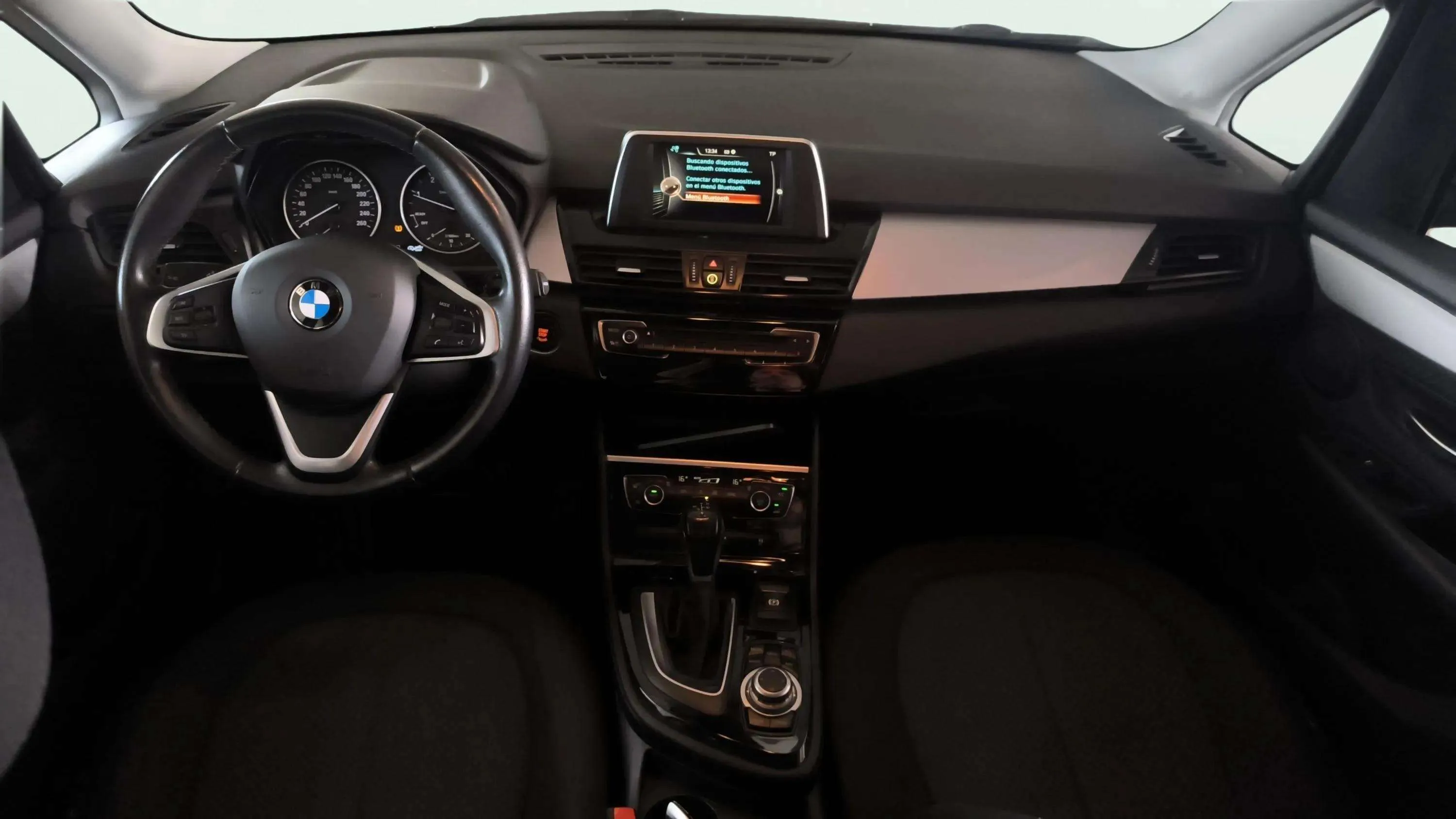 BMW Serie 2 Active Tourer 218d - foto 9