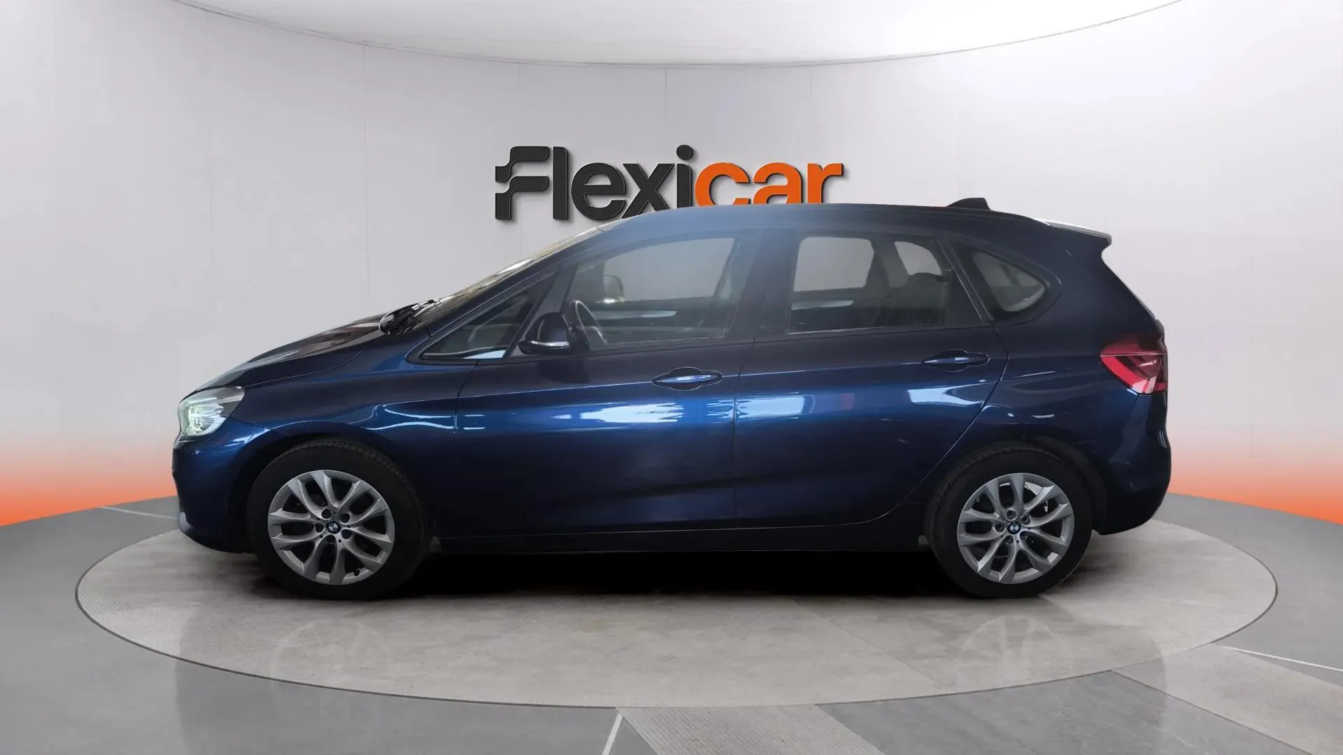 BMW Serie 2 Active Tourer 218d - foto 8