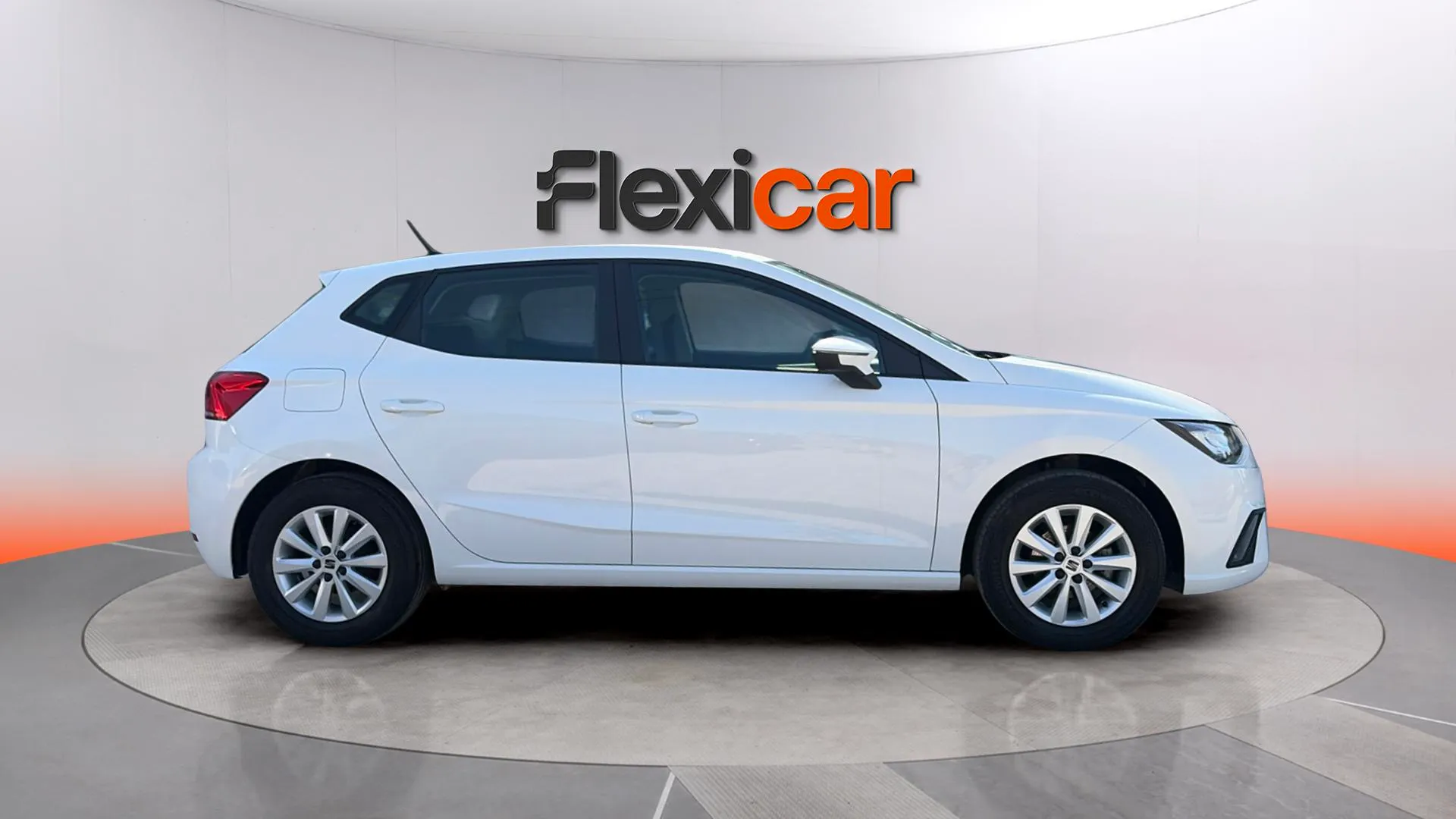 SEAT Ibiza 1.0 MPI Reference - foto 3